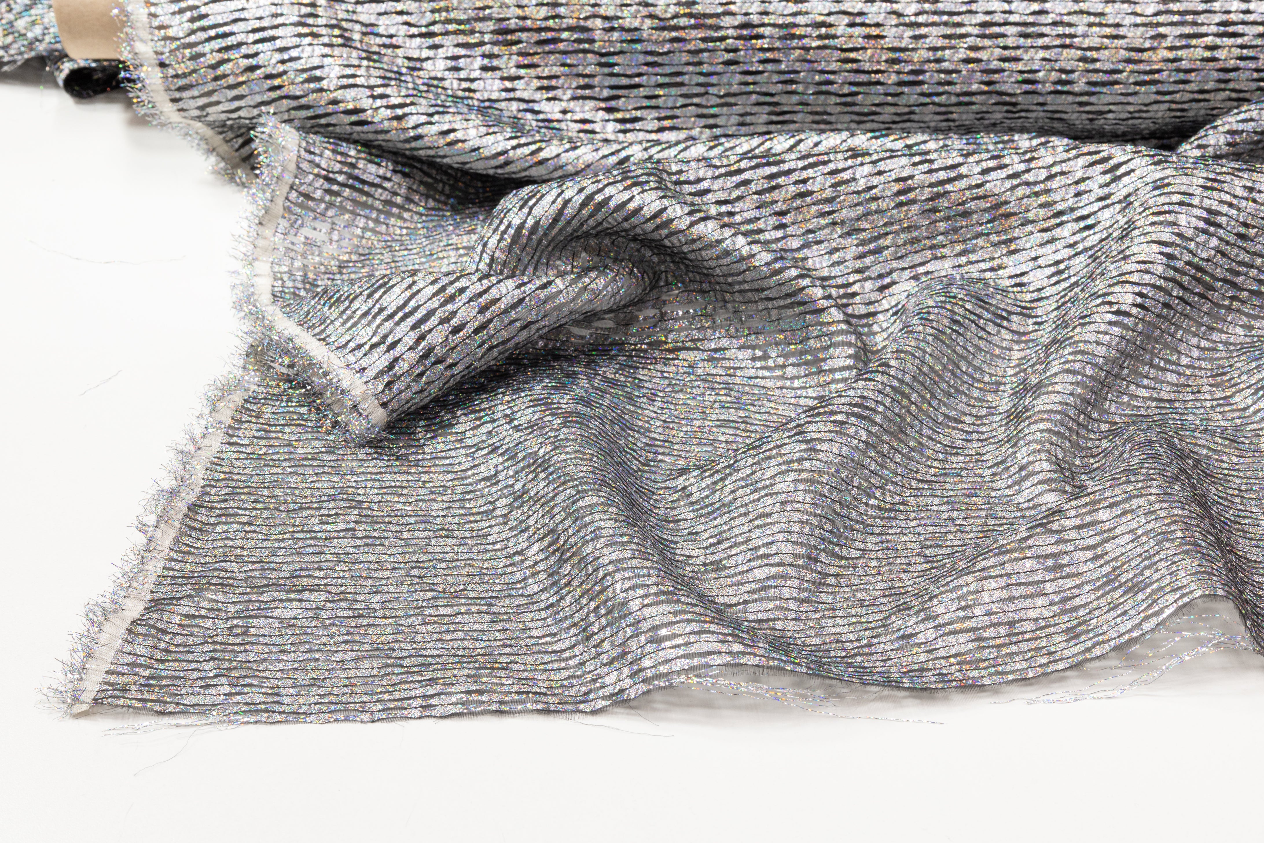 Iridescent Metallic Fil Coupé - Silver / Black