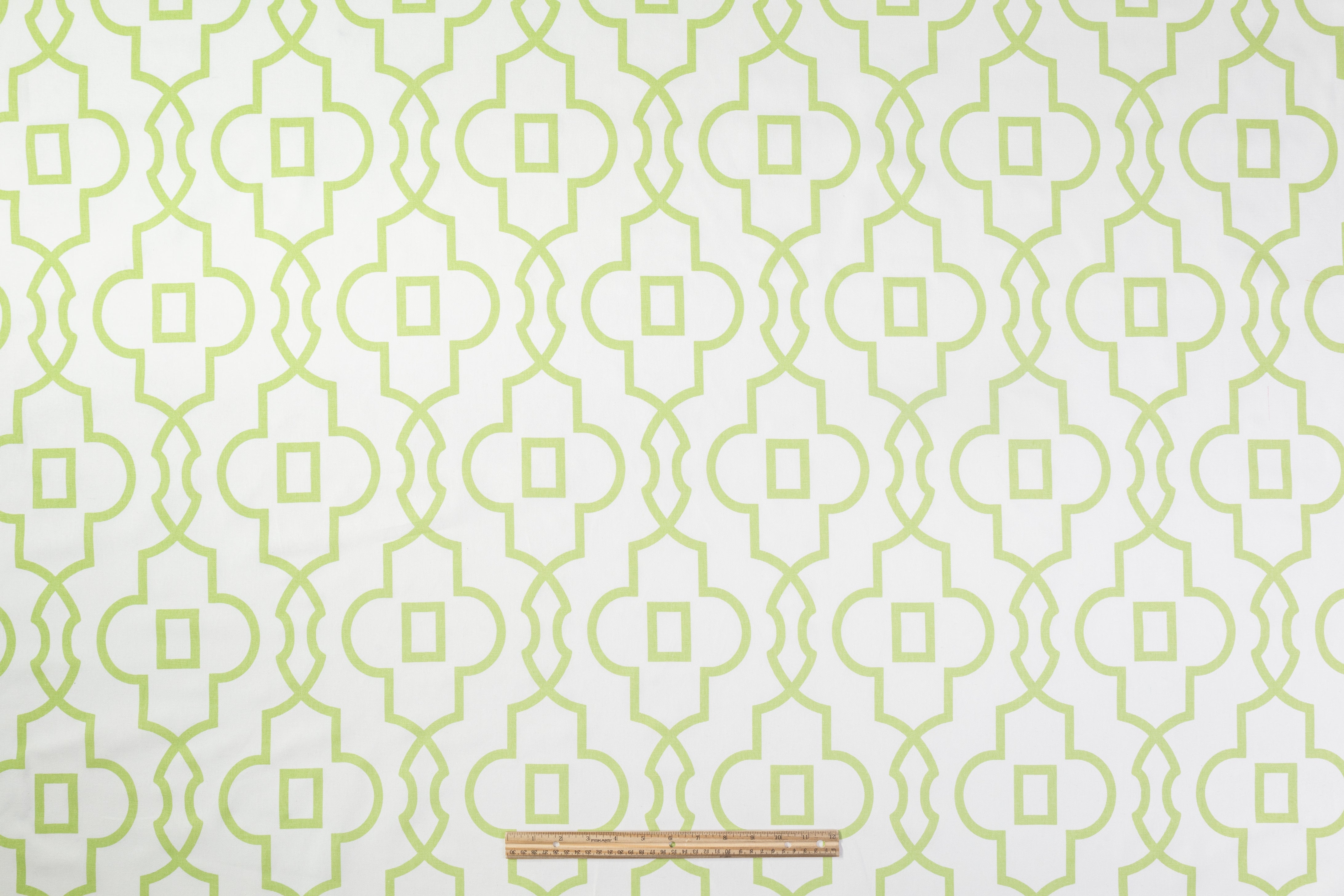 Quatrefoil Printed Cotton Canvas - Green / White