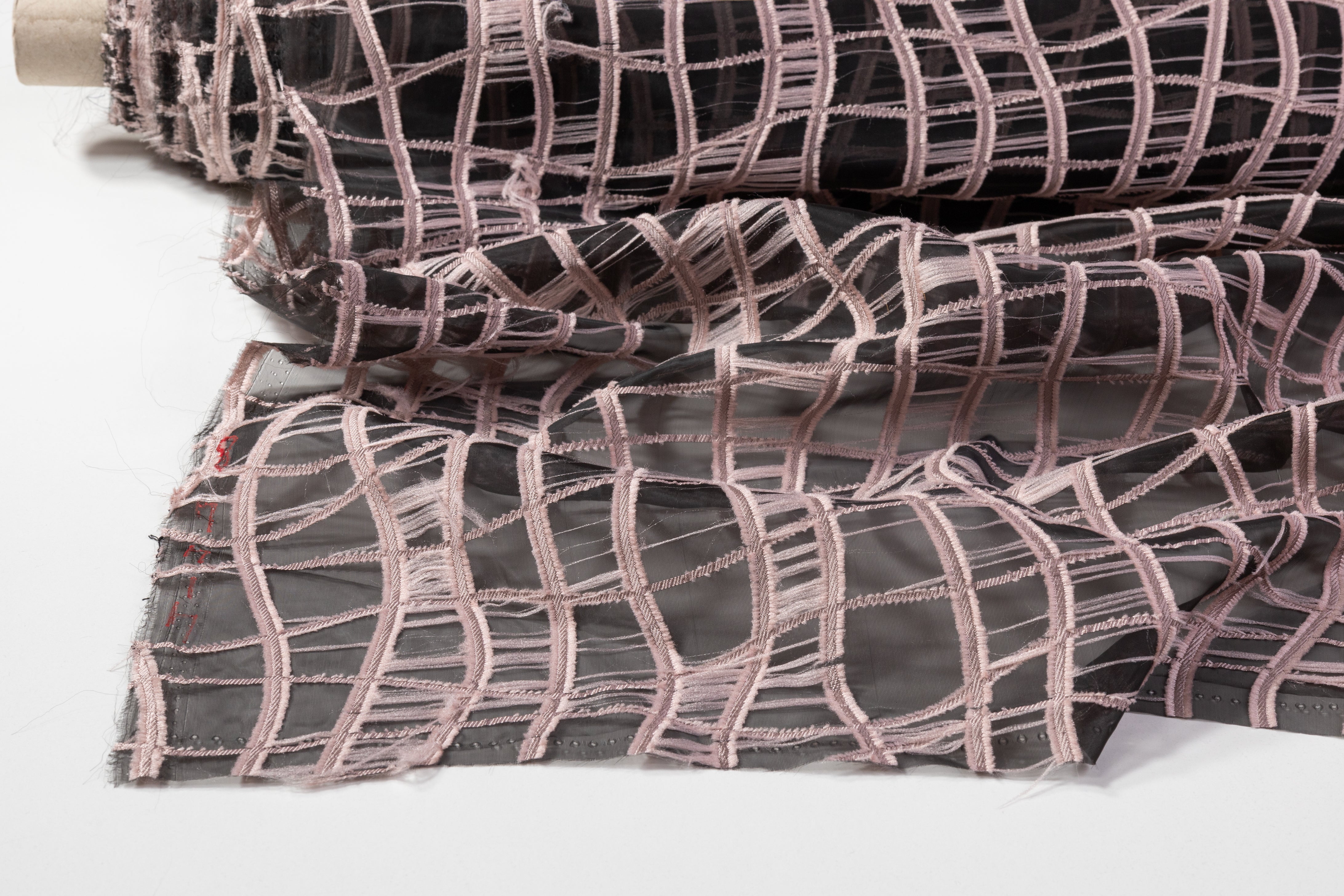 Abstract Italian Poly Fil Coupé - Black / Pink