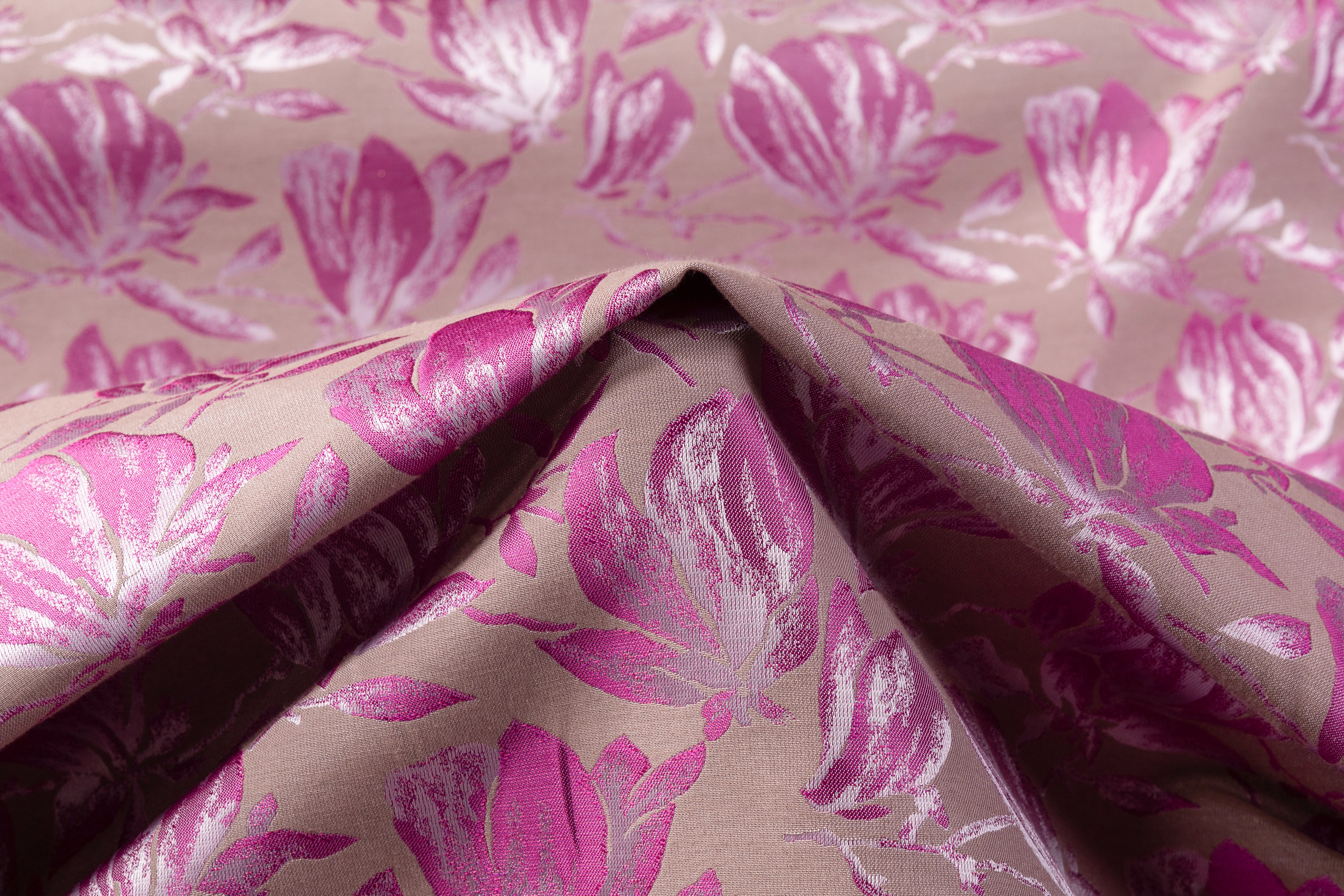 Floral Jacquard - Fuchsia / Taupe