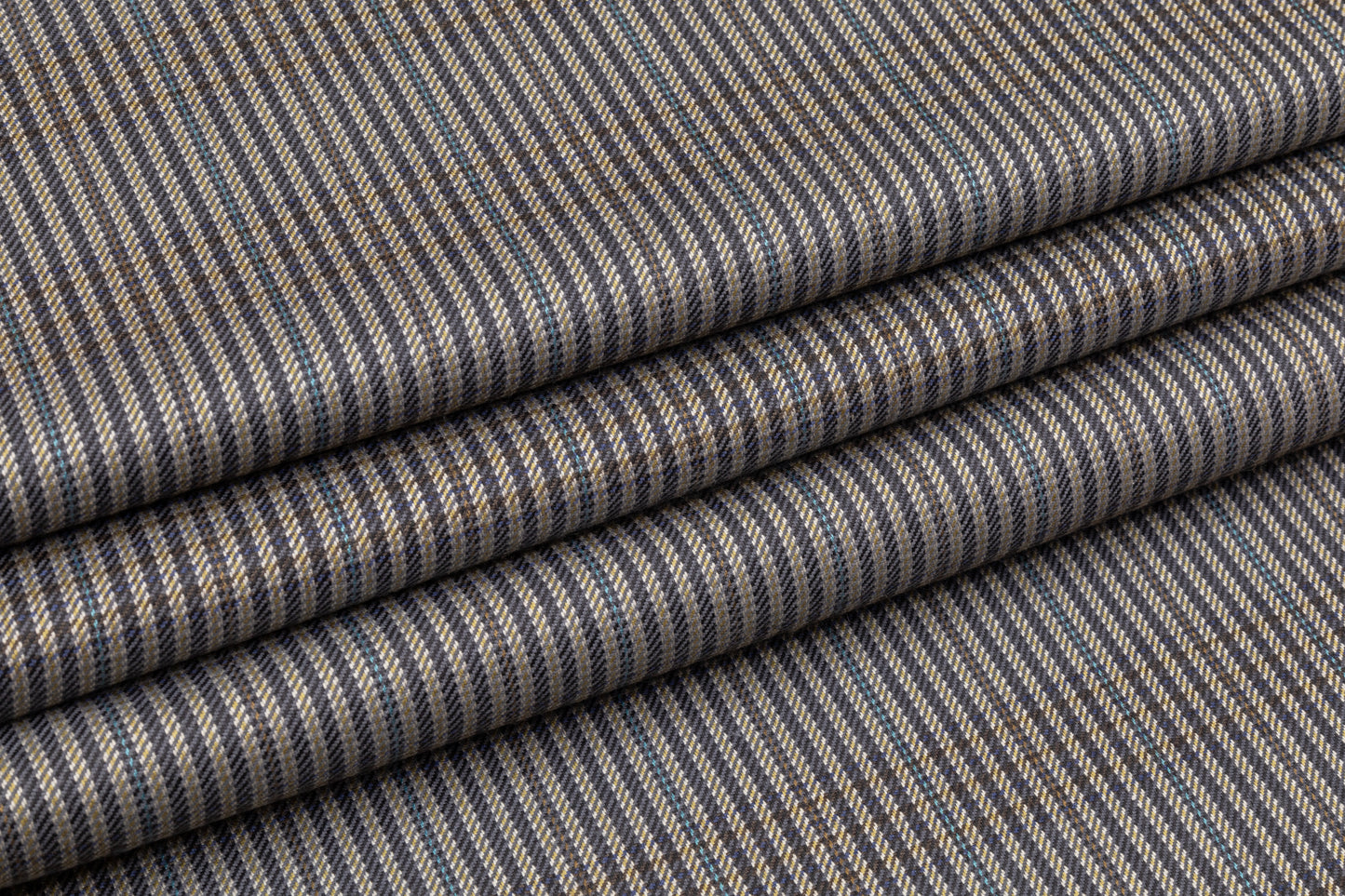 Checked Italian Wool Suiting - Gray