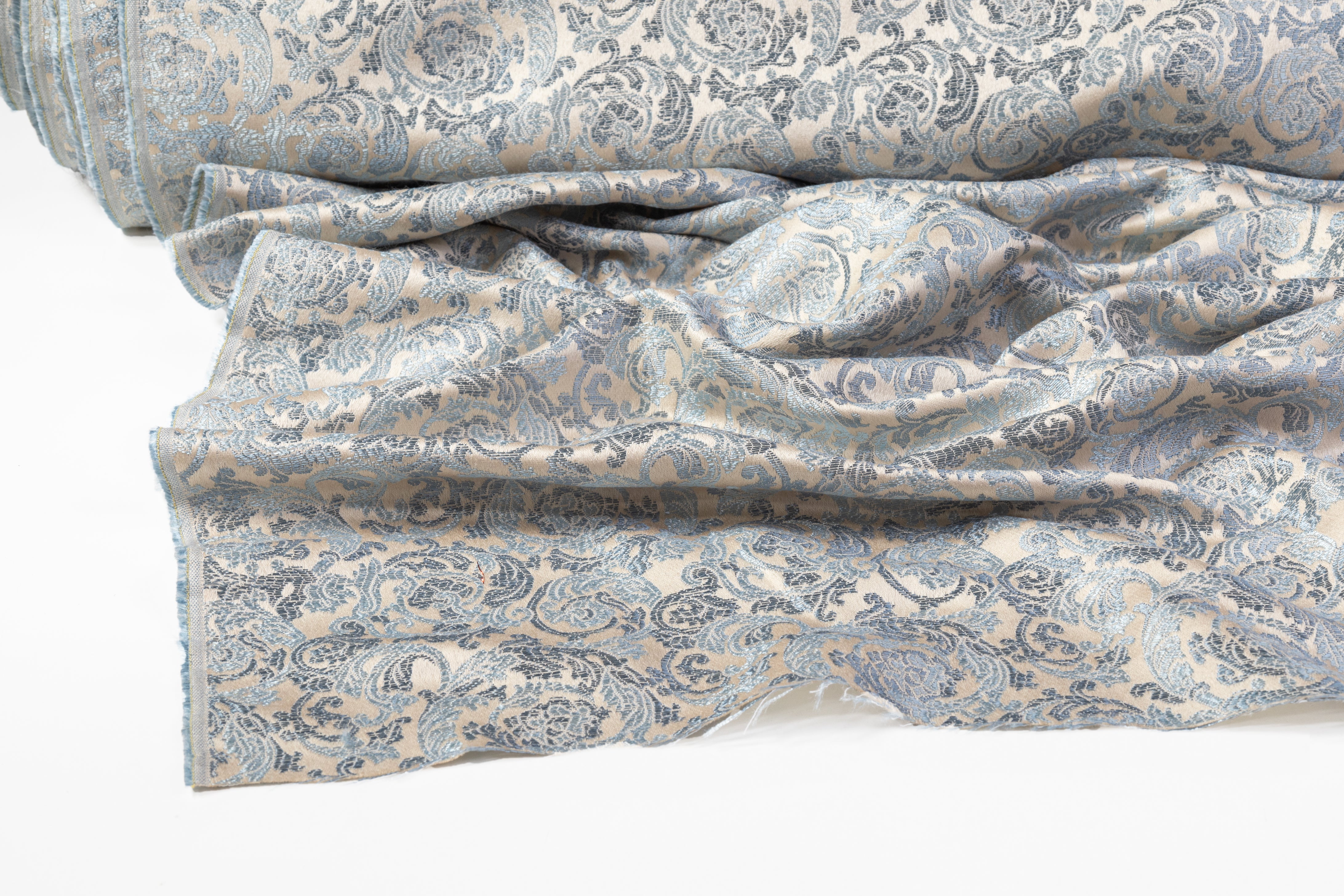 Baroque Design Brocade - Blue / Cream