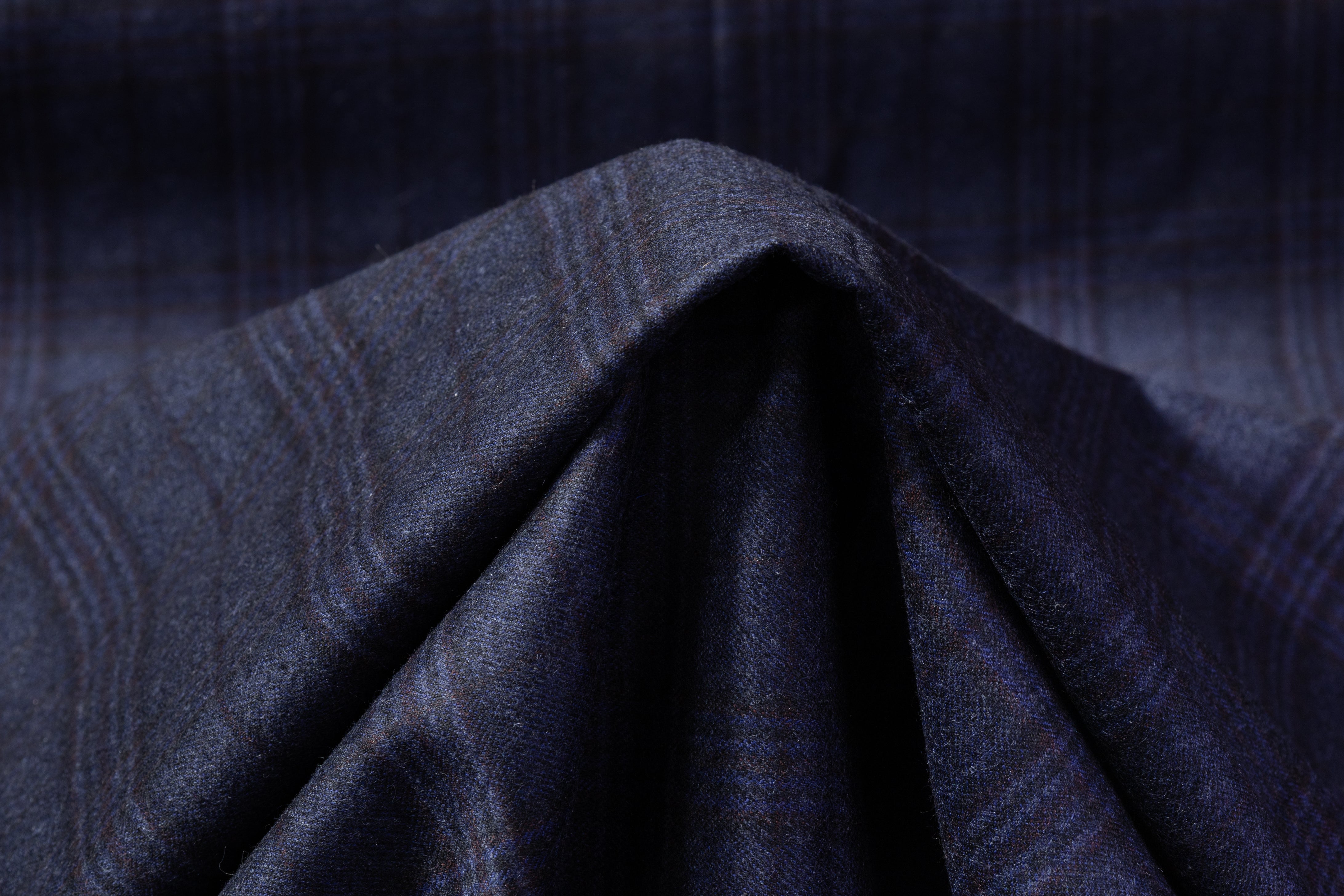 Carnet - Checked Italian Super 130s Wool Flannel Suiting - Navy