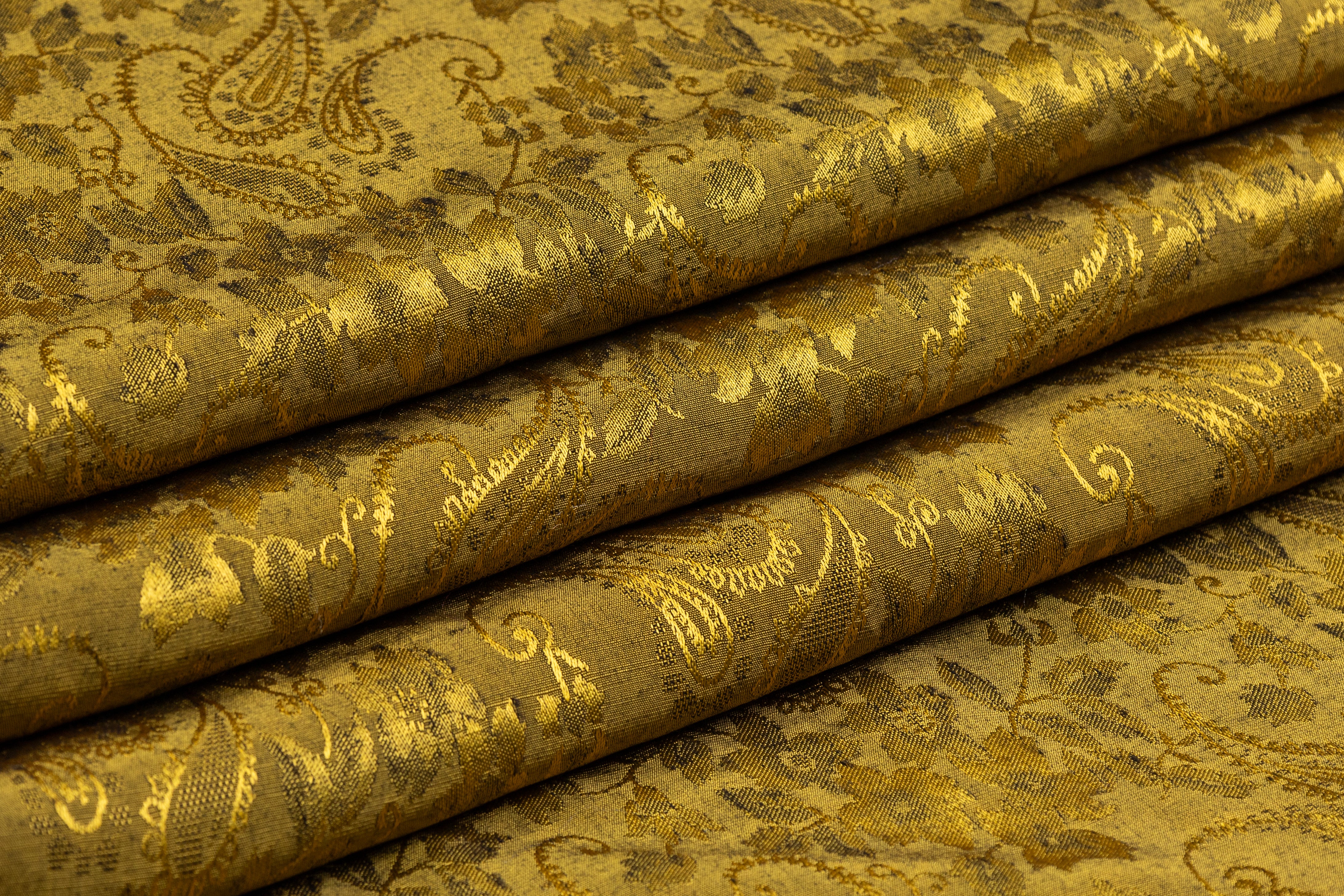 Paisley Italian Viscose Jacquard - Antique Gold