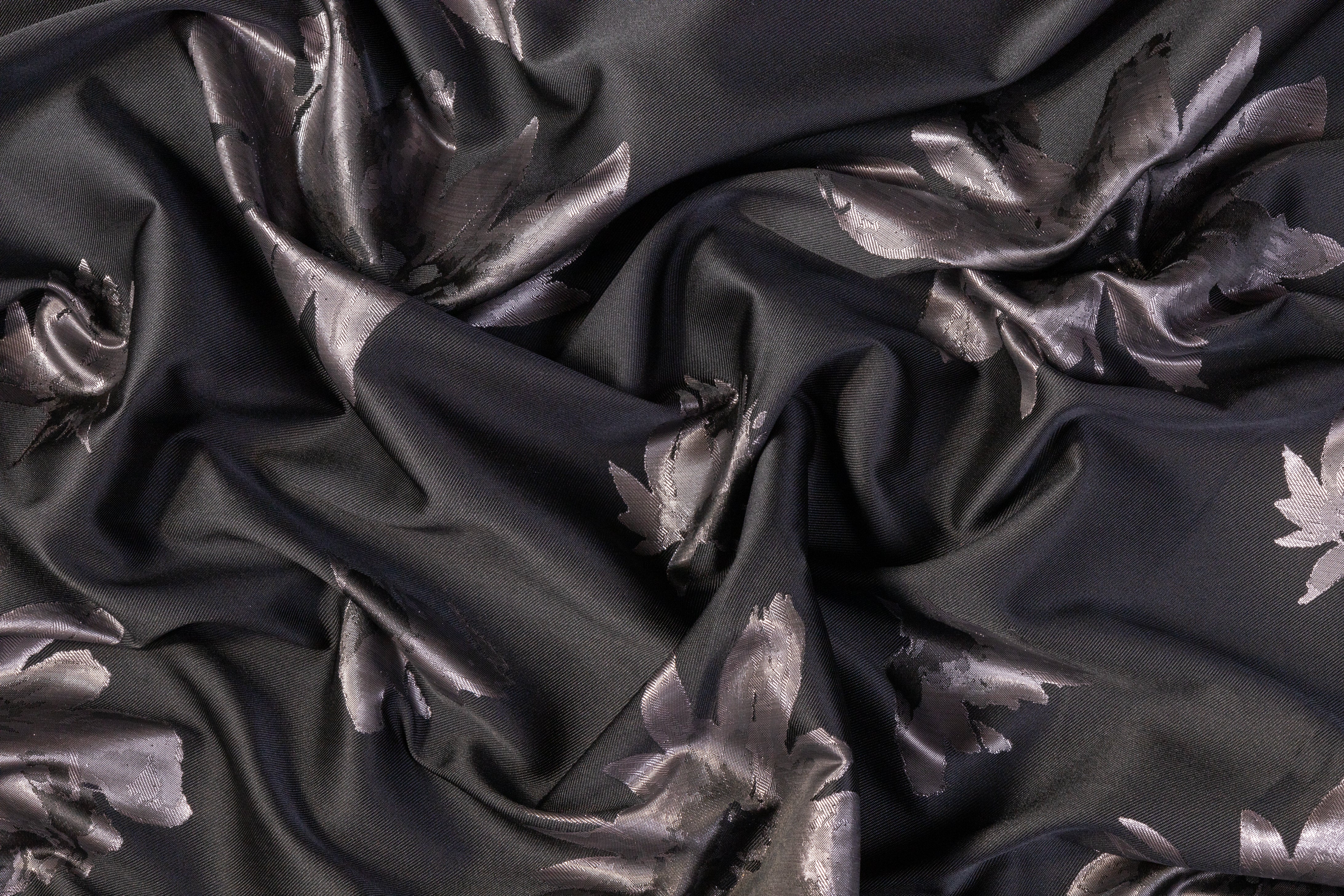 Metallic Floral Double-Faced Brocade - Black / Gray
