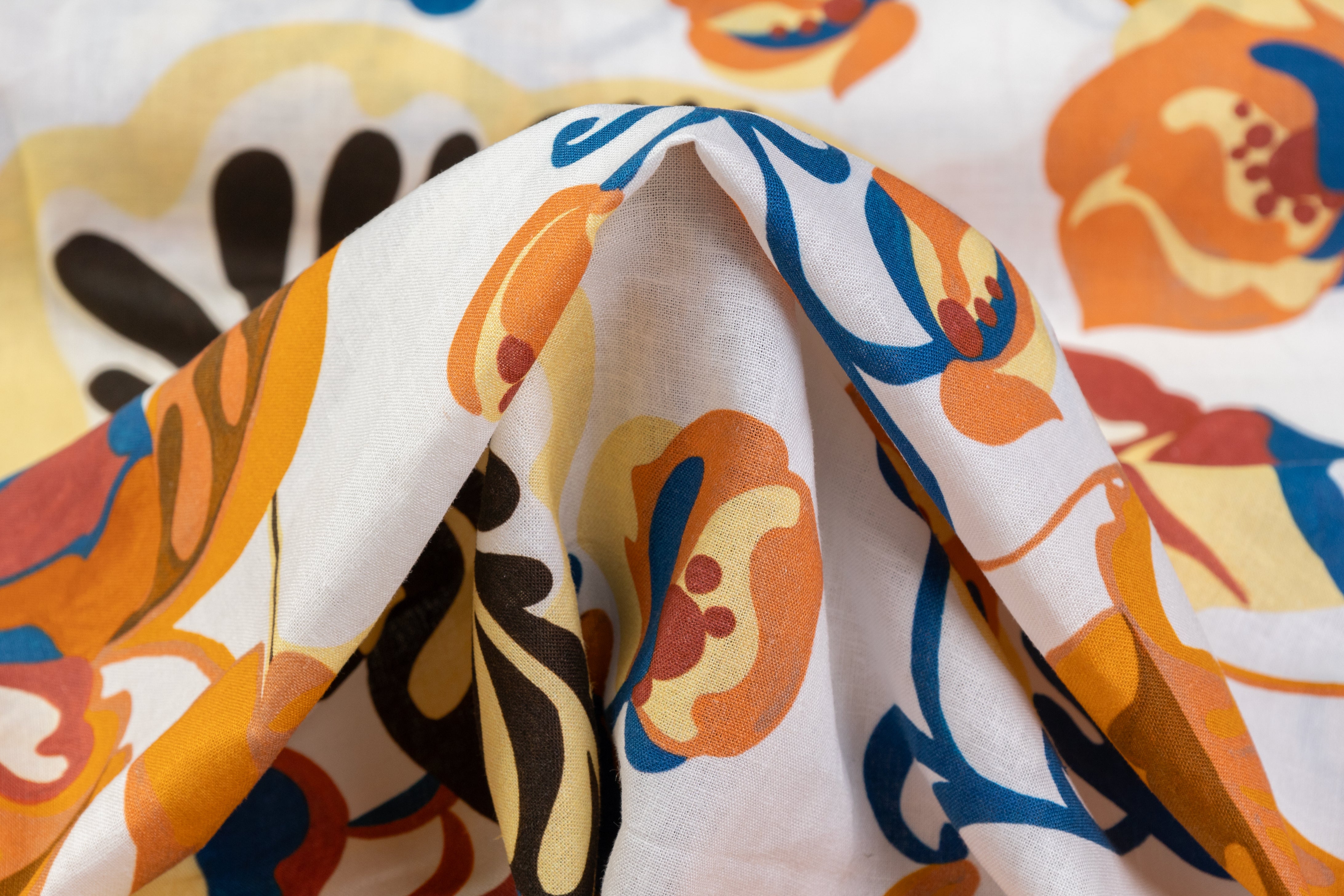 Floral Italian Linen Viscose Blend - Multicolor