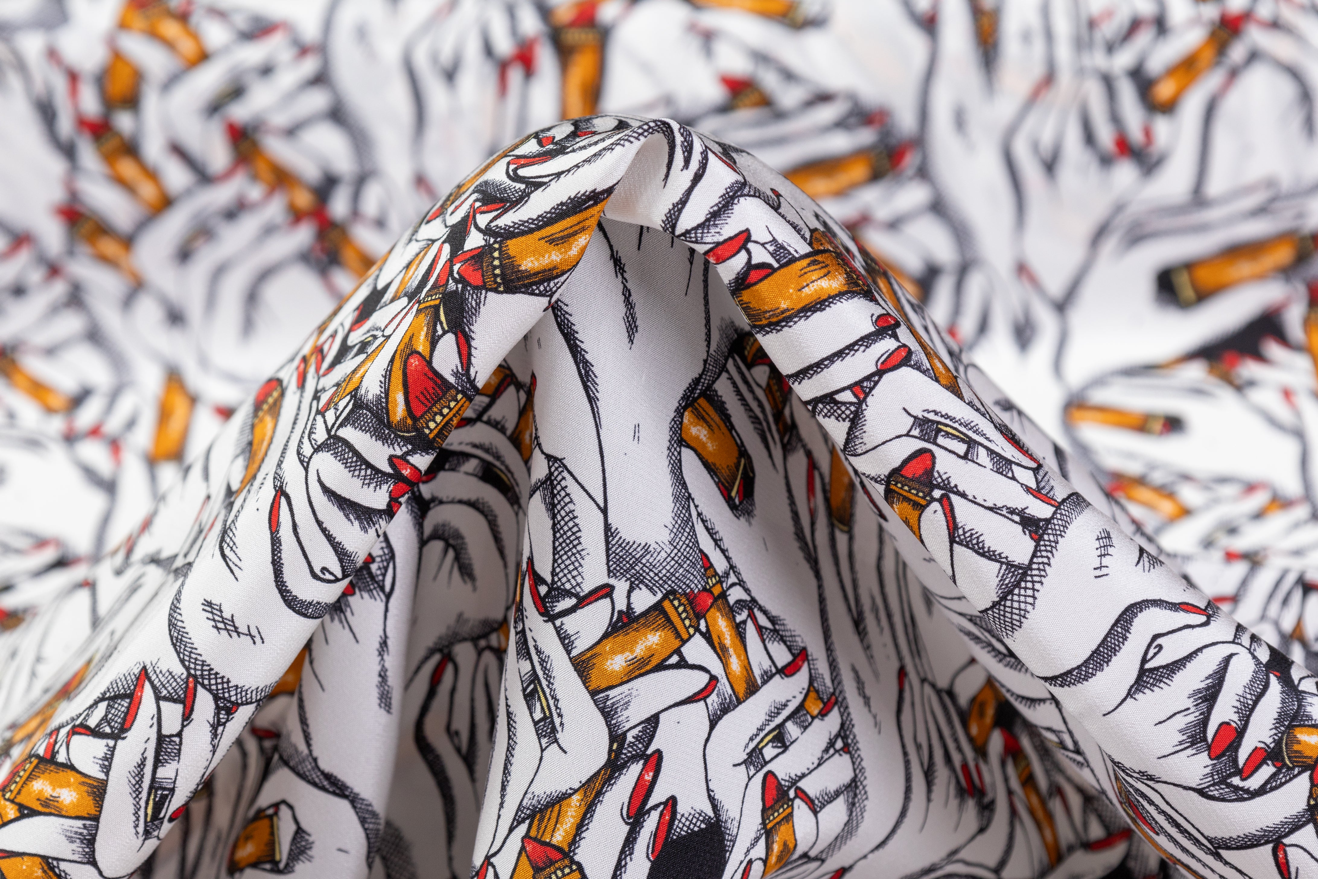 Valentino - Italian Silk Crepe de Chine - White / Black / Gold / Red