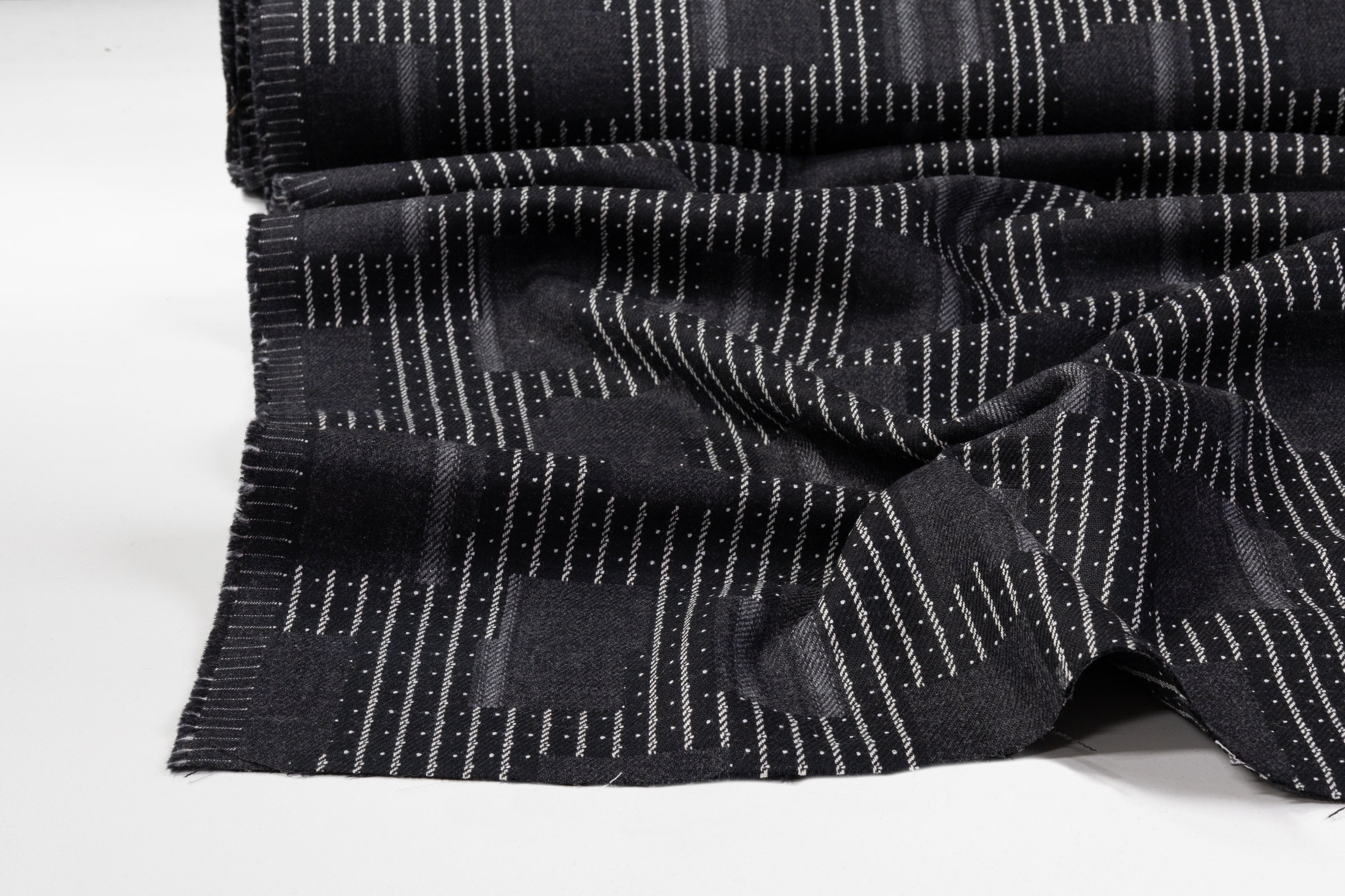 Italian Wool Cashmere Jacquard Coating - Gray / Black