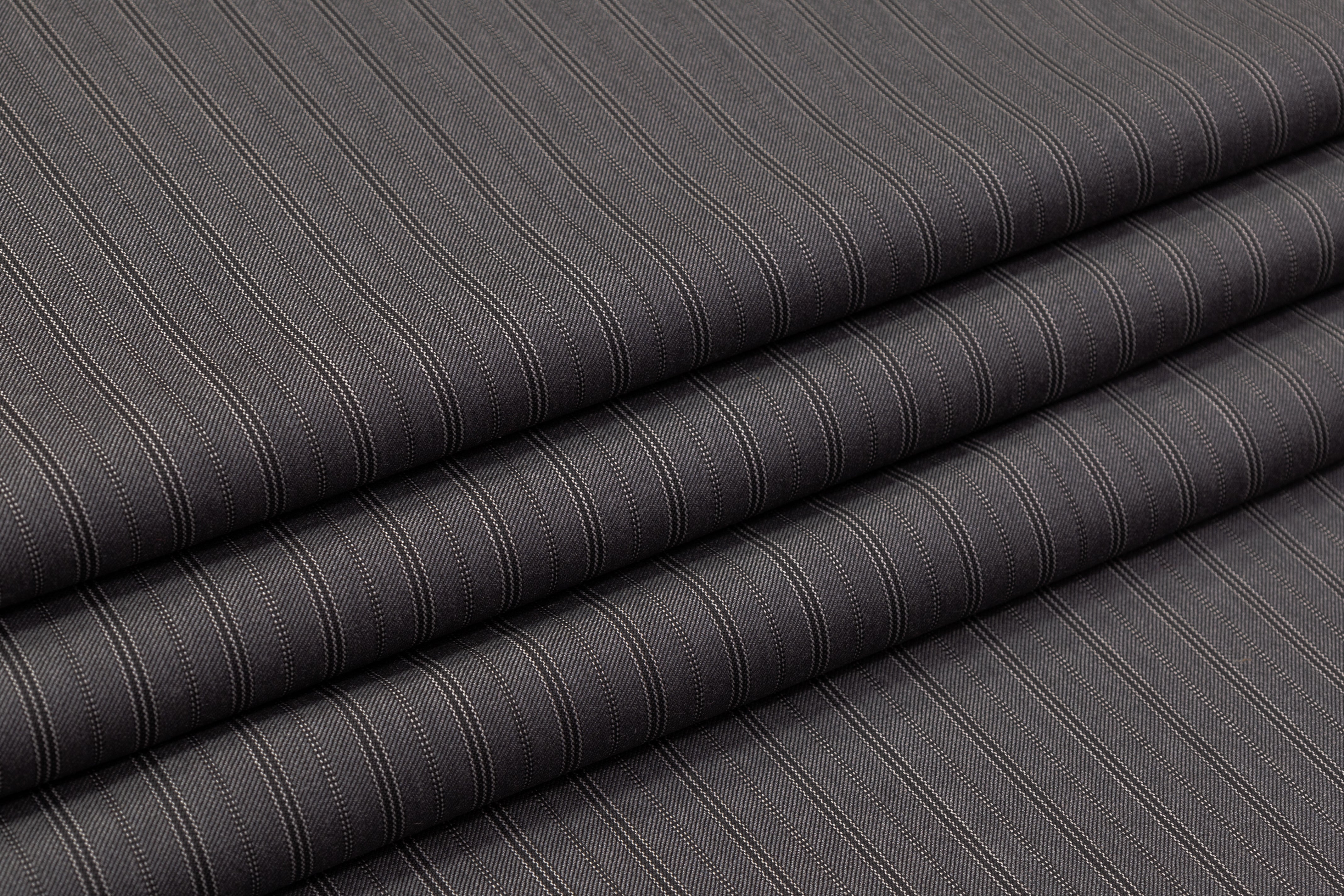 Cerruti - IPARTY Striped Italian Wool Suiting - Charcoal Gray