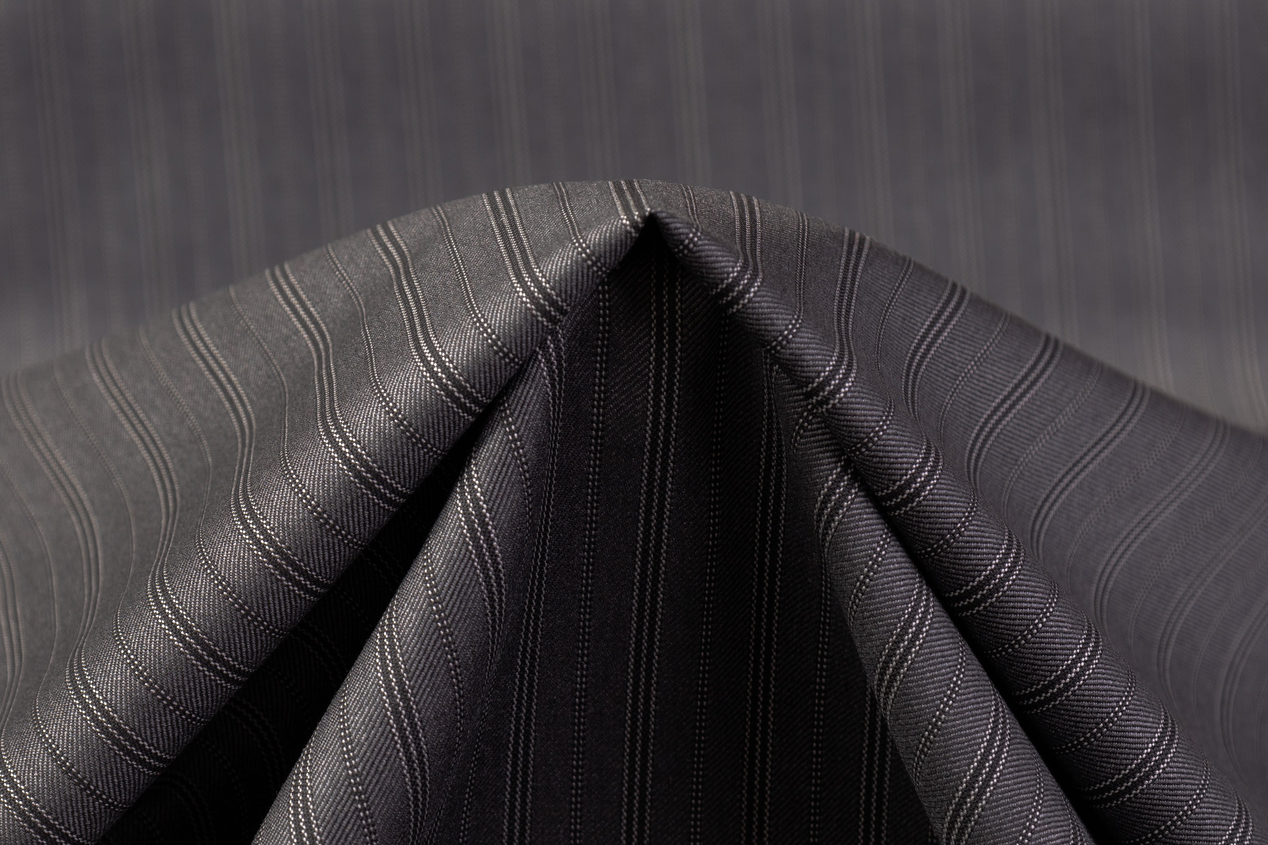 Cerruti - IPARTY Striped Italian Wool Suiting - Charcoal Gray