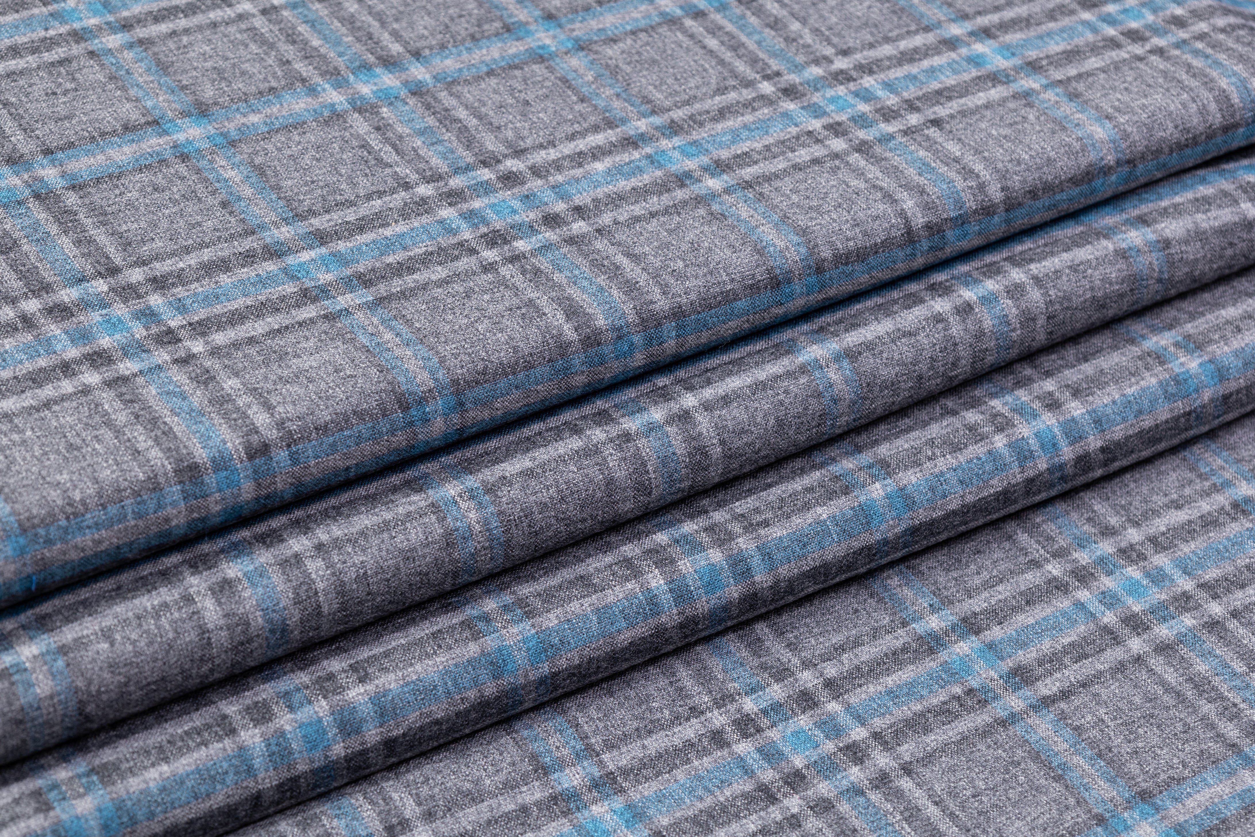 Reda - Checked Italian Wool Suiting - Gray / Blue