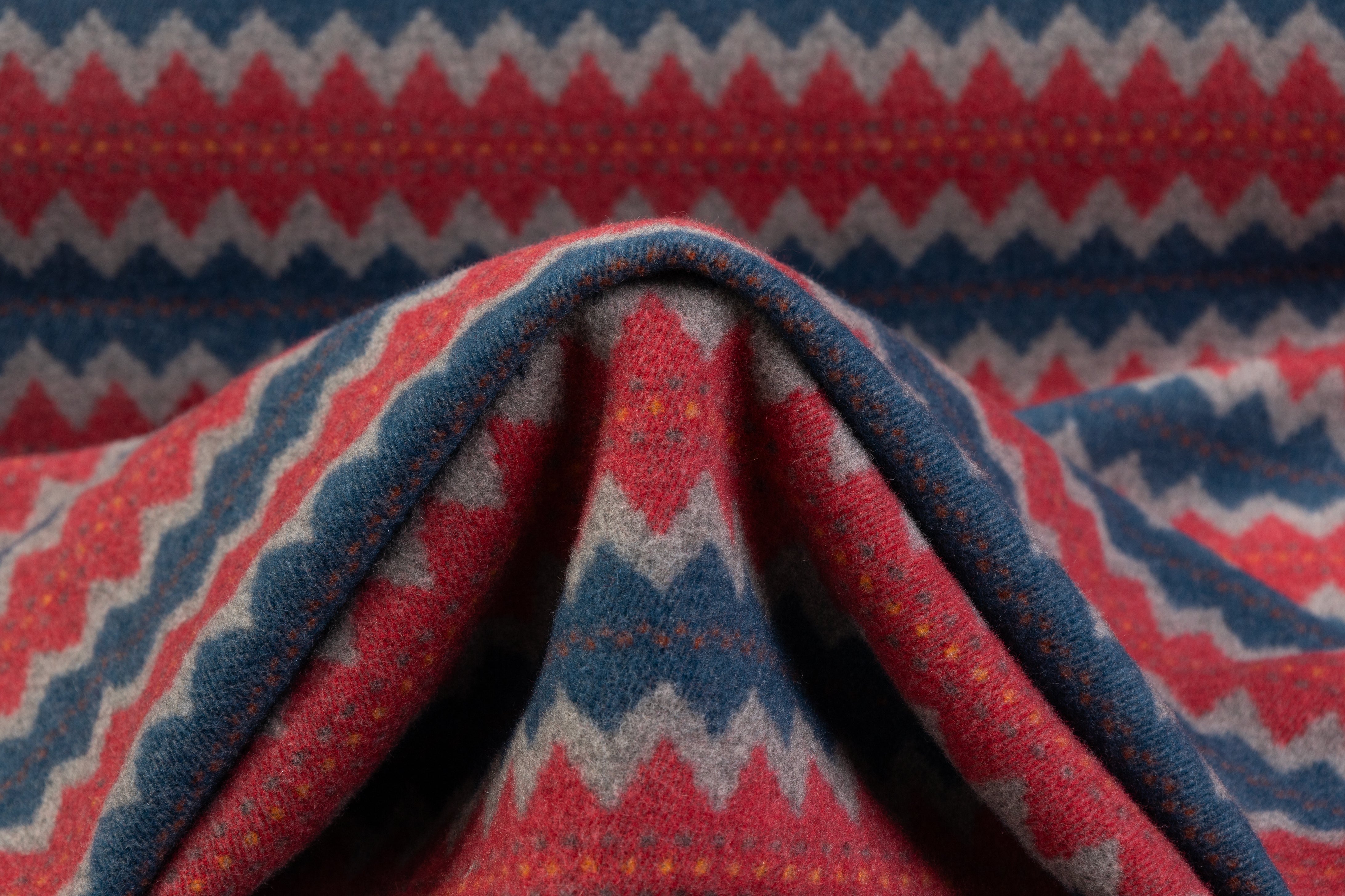 Loro Piana - Italian Pure Cashmere Coating - Blue / Gray / Red