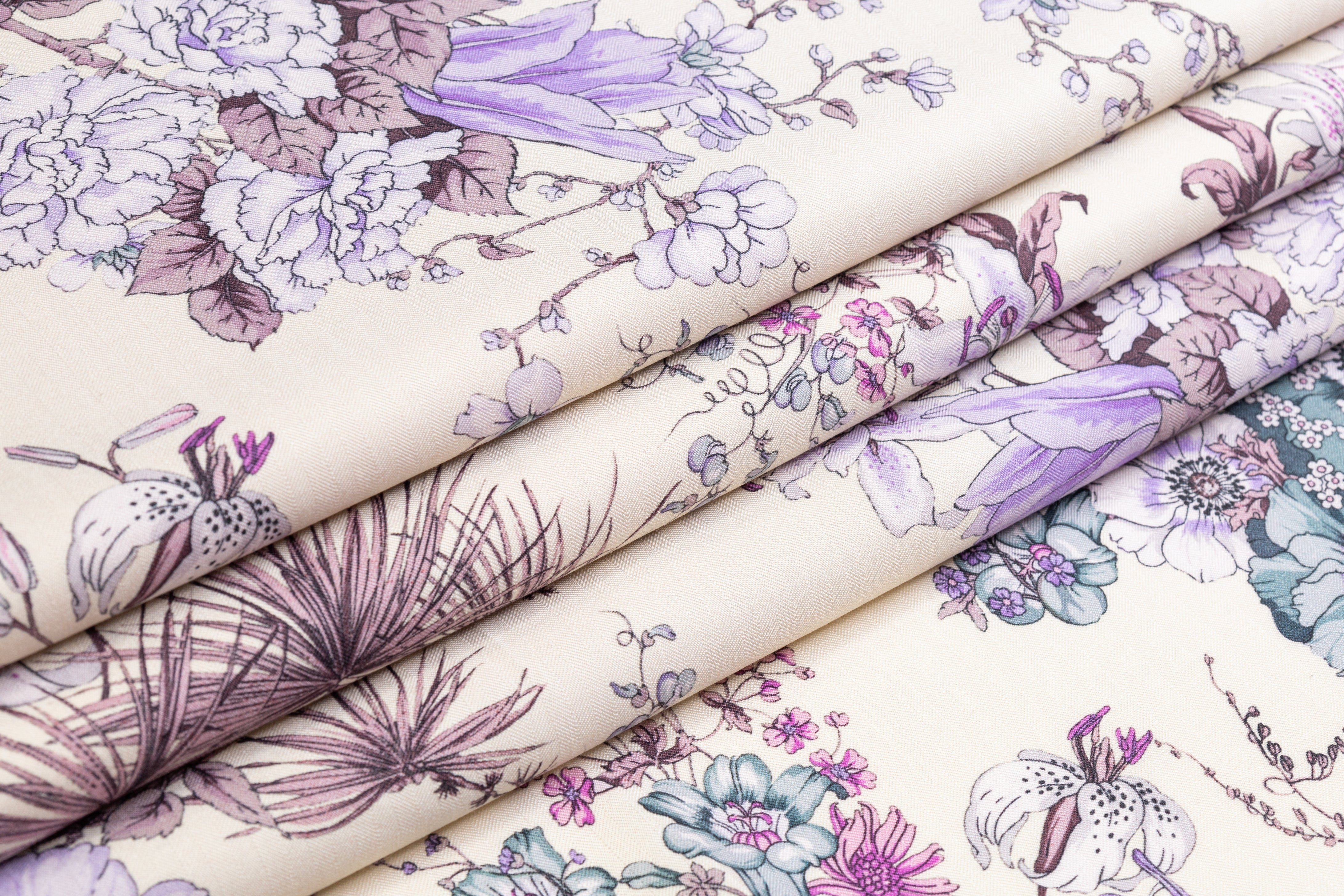 Emanuel Ungaro - Floral Italian Silk and Wool Print - Cream / Lavender