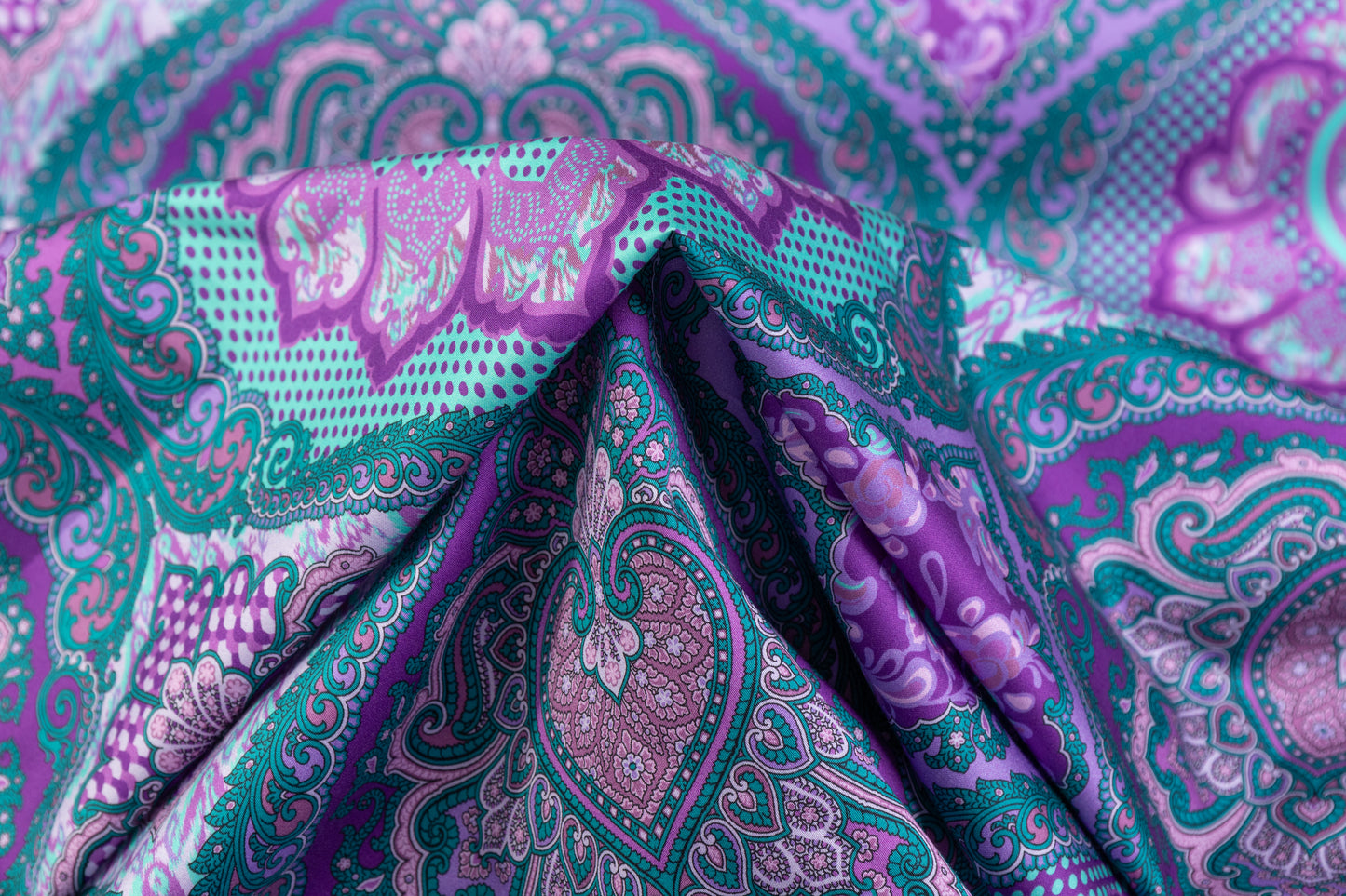 Ratti - Paisley Damask Italian Cotton Sateen - Emerald Green / Purple