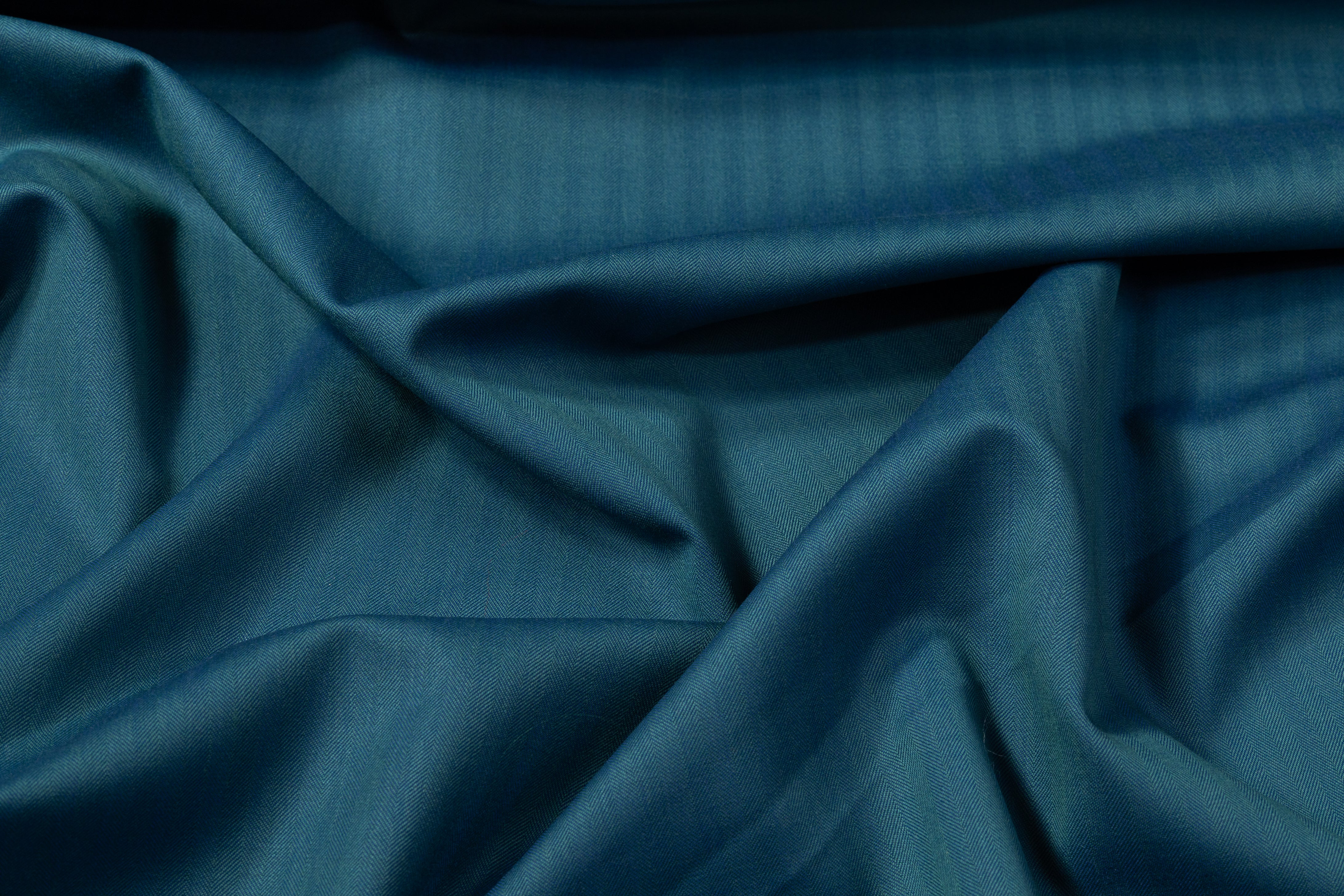 Iridescent Italian Summer Tasmania Super 130s Wool Suiting - Teal Blue