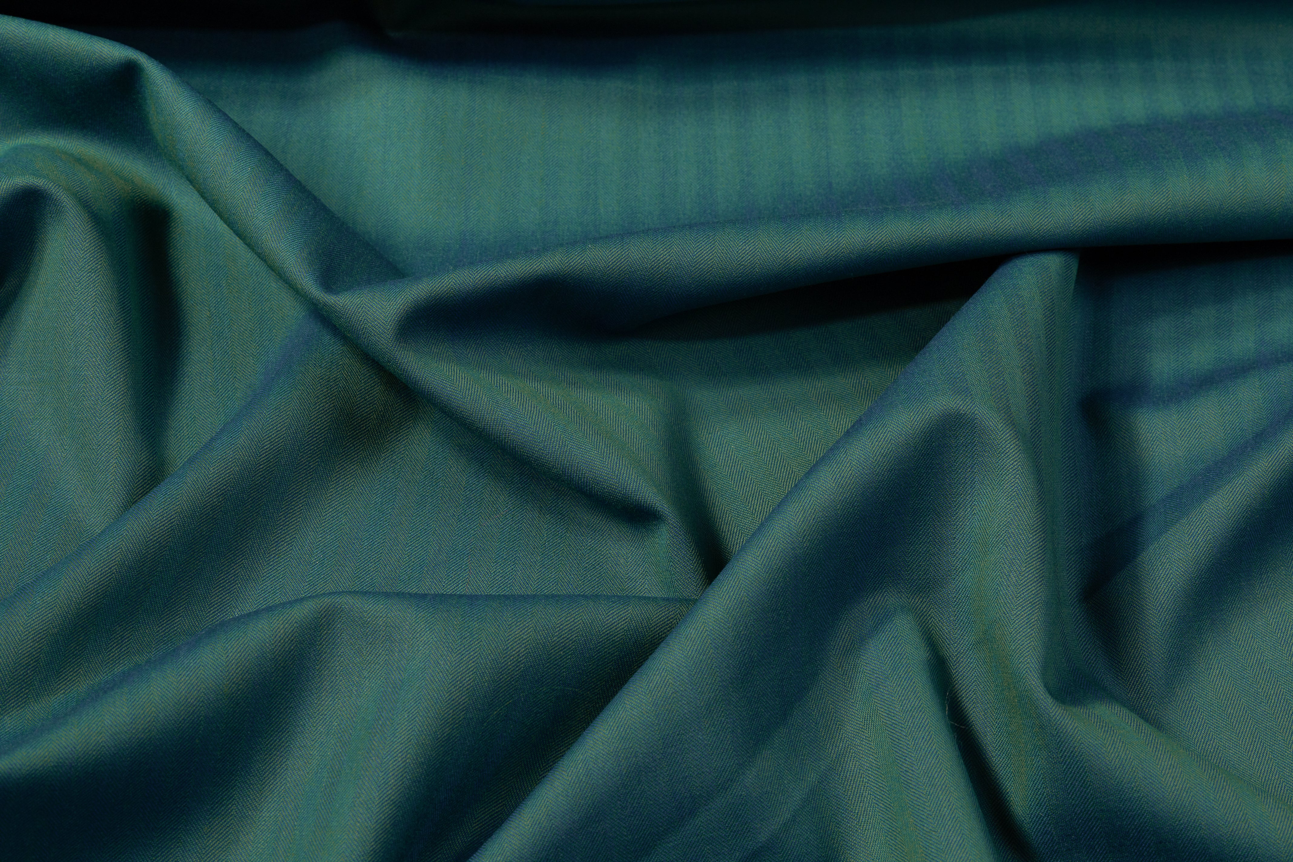 Iridescent Italian Summer Tasmania Super 130s Wool Suiting - Teal Blue