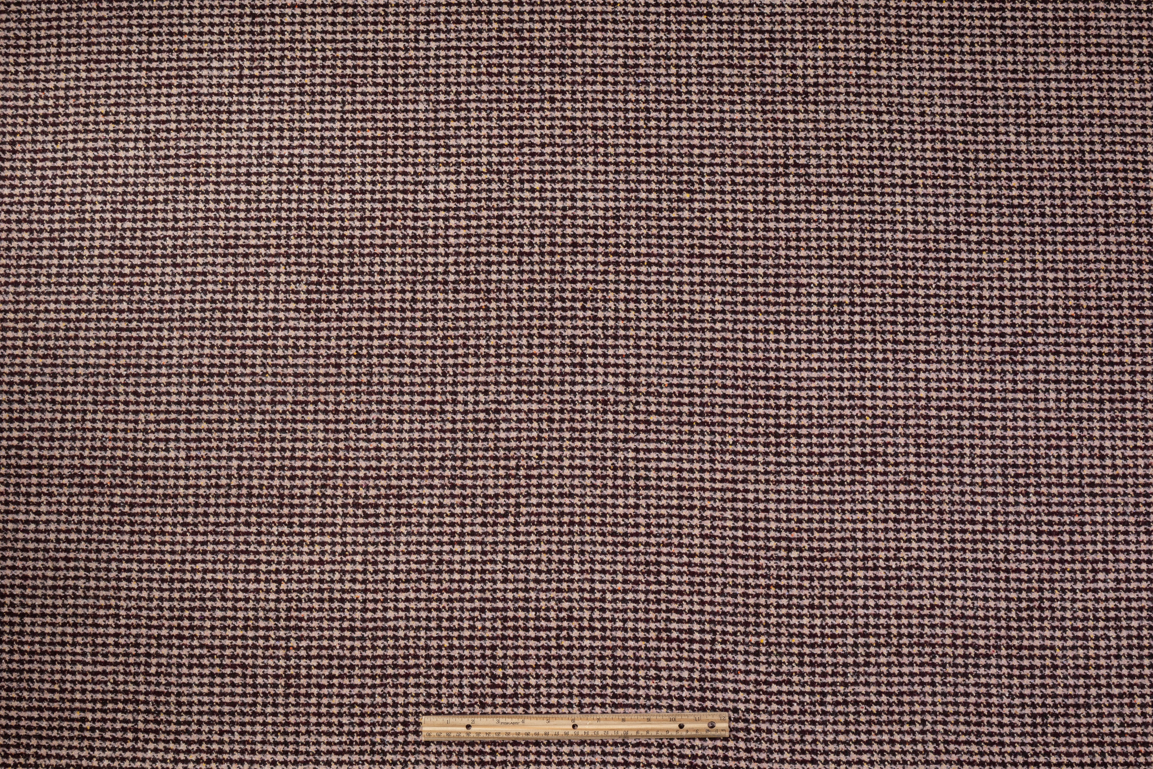 Italian Houndstooth Wool Tweed Boucle - Pink / Burgundy