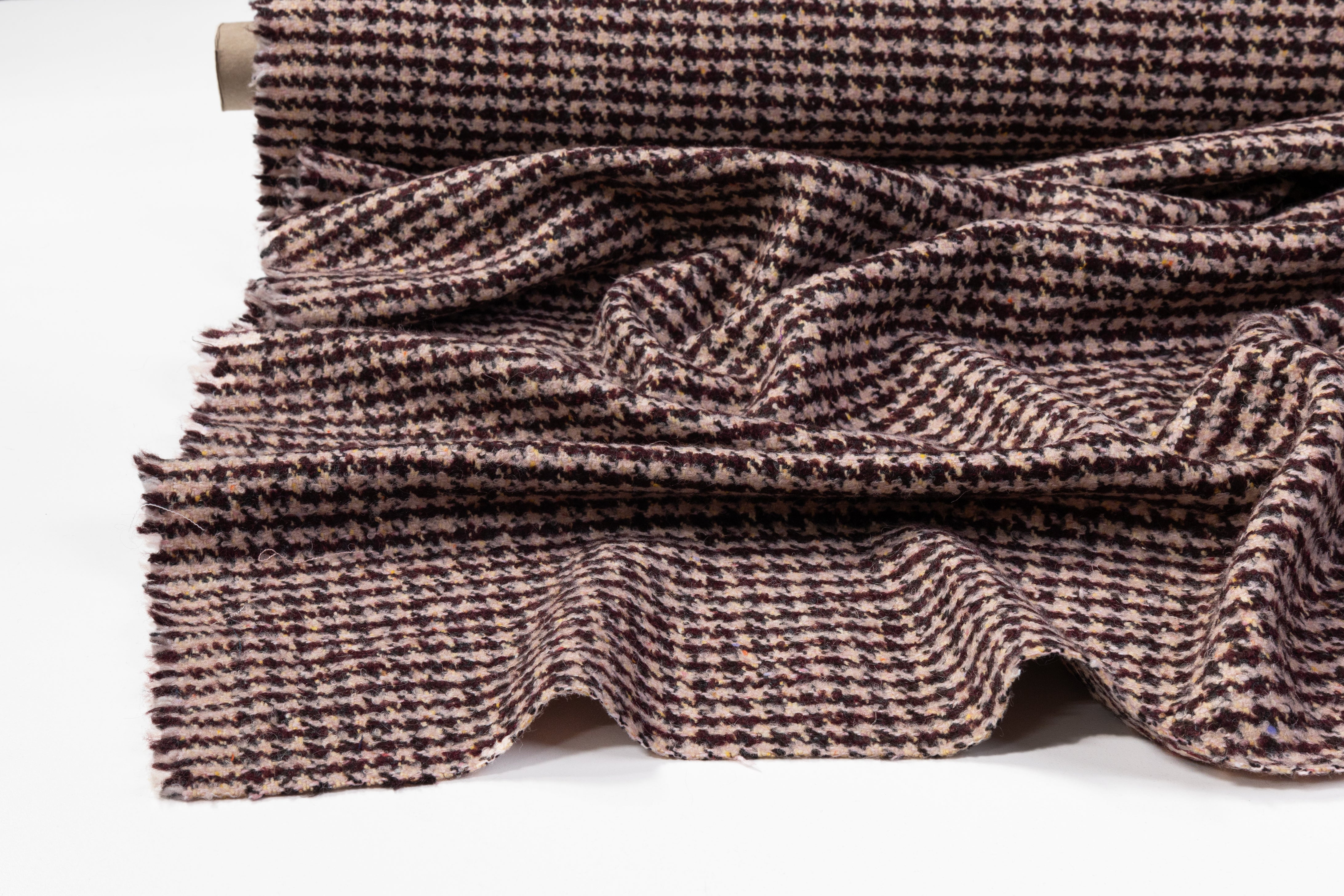 Italian Houndstooth Wool Tweed Boucle - Pink / Burgundy