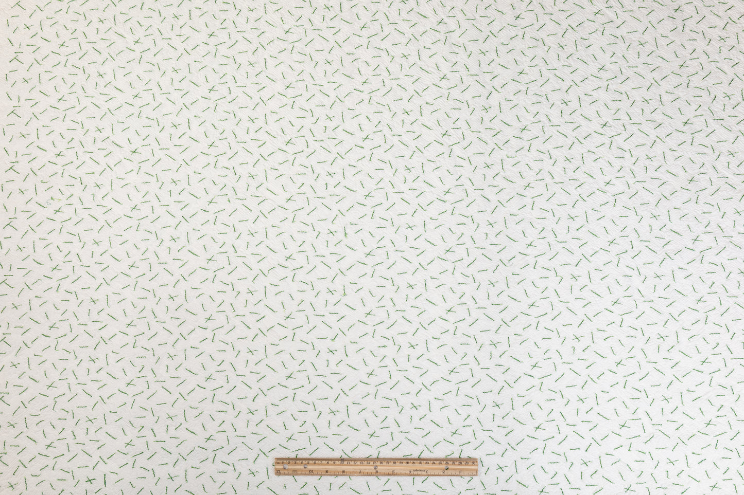 Crinkled and Embroidered Silk - White / Green