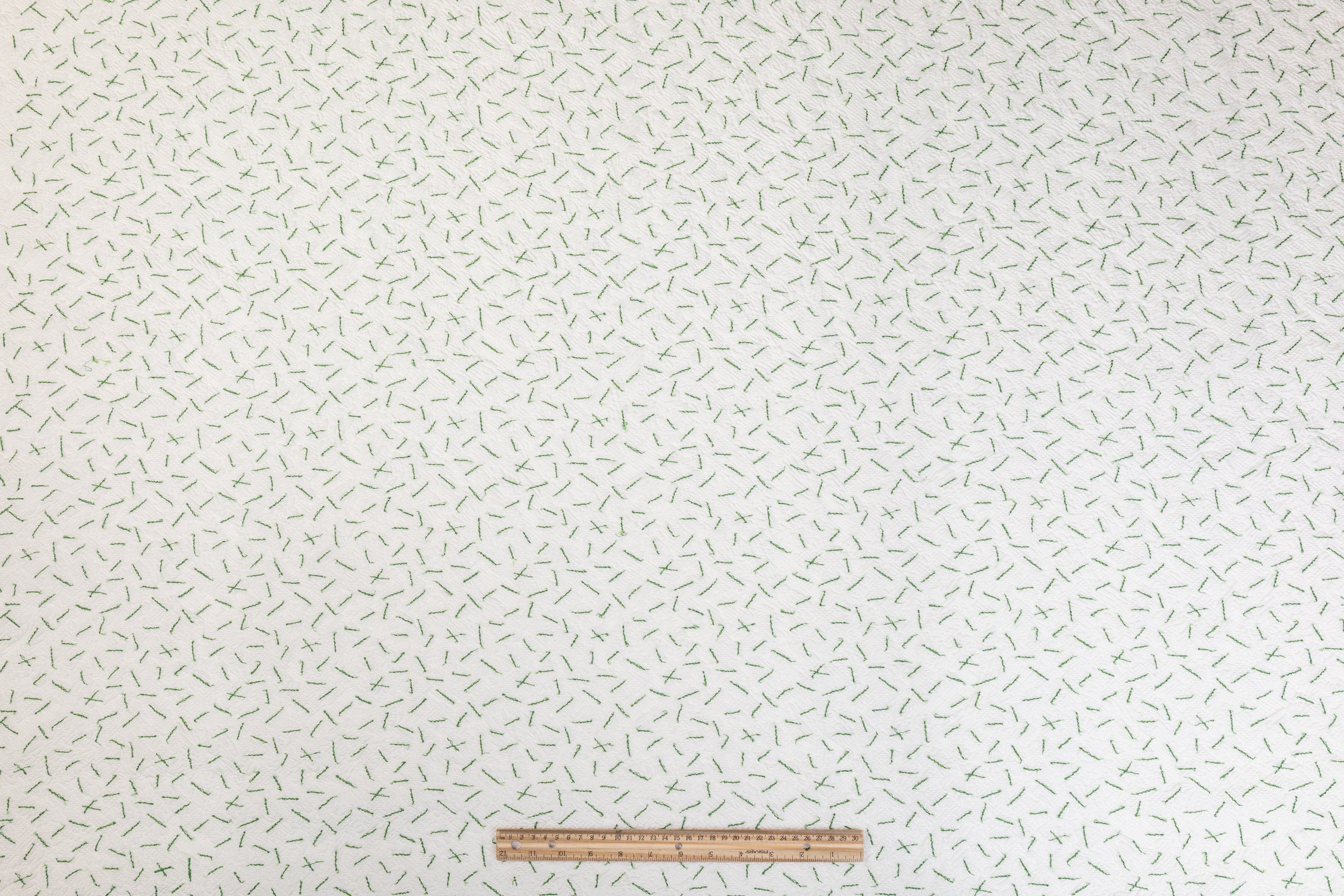 Crinkled and Embroidered Silk - White / Green