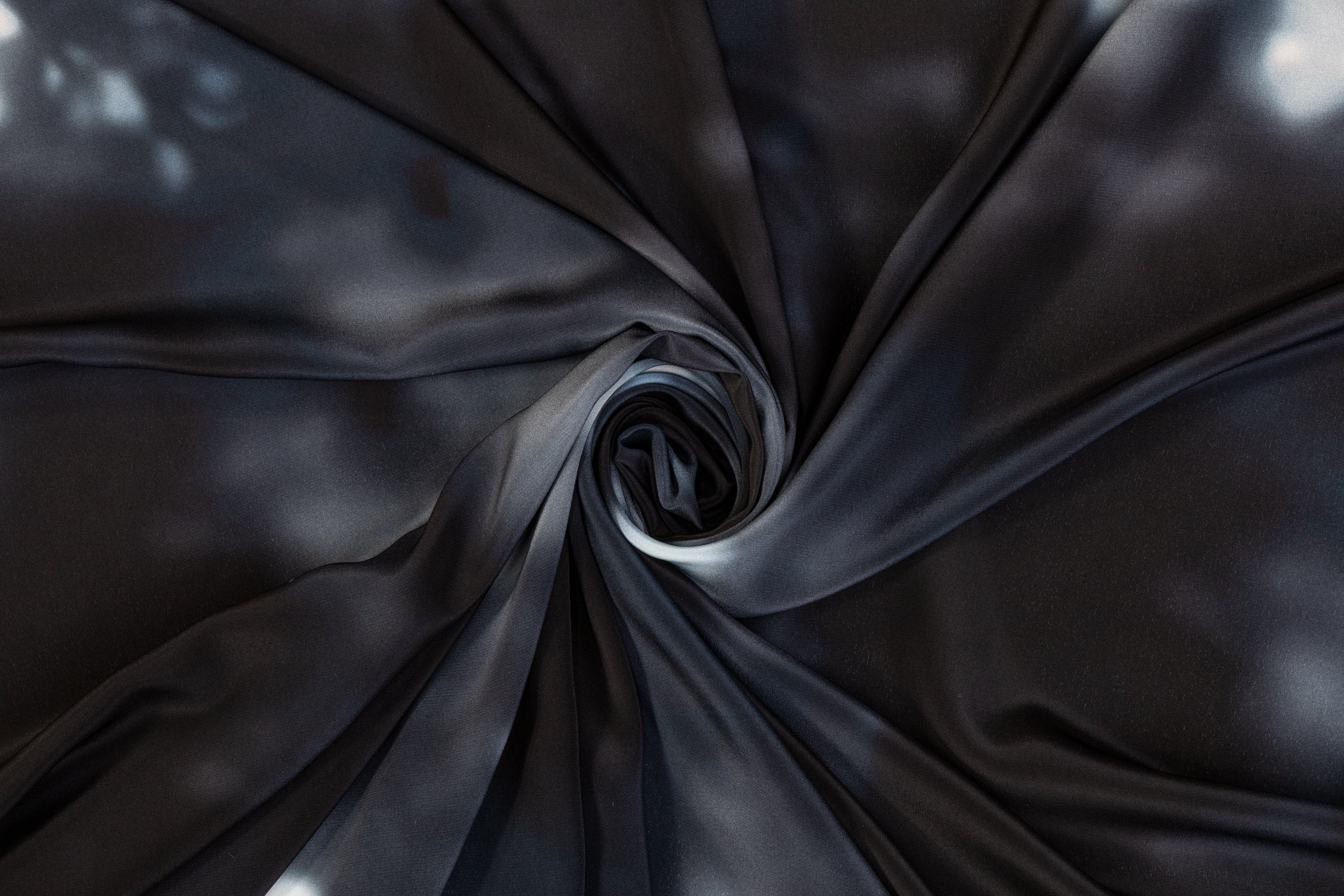 Abstract Silk Crepe De Chine - Black / Blue / White