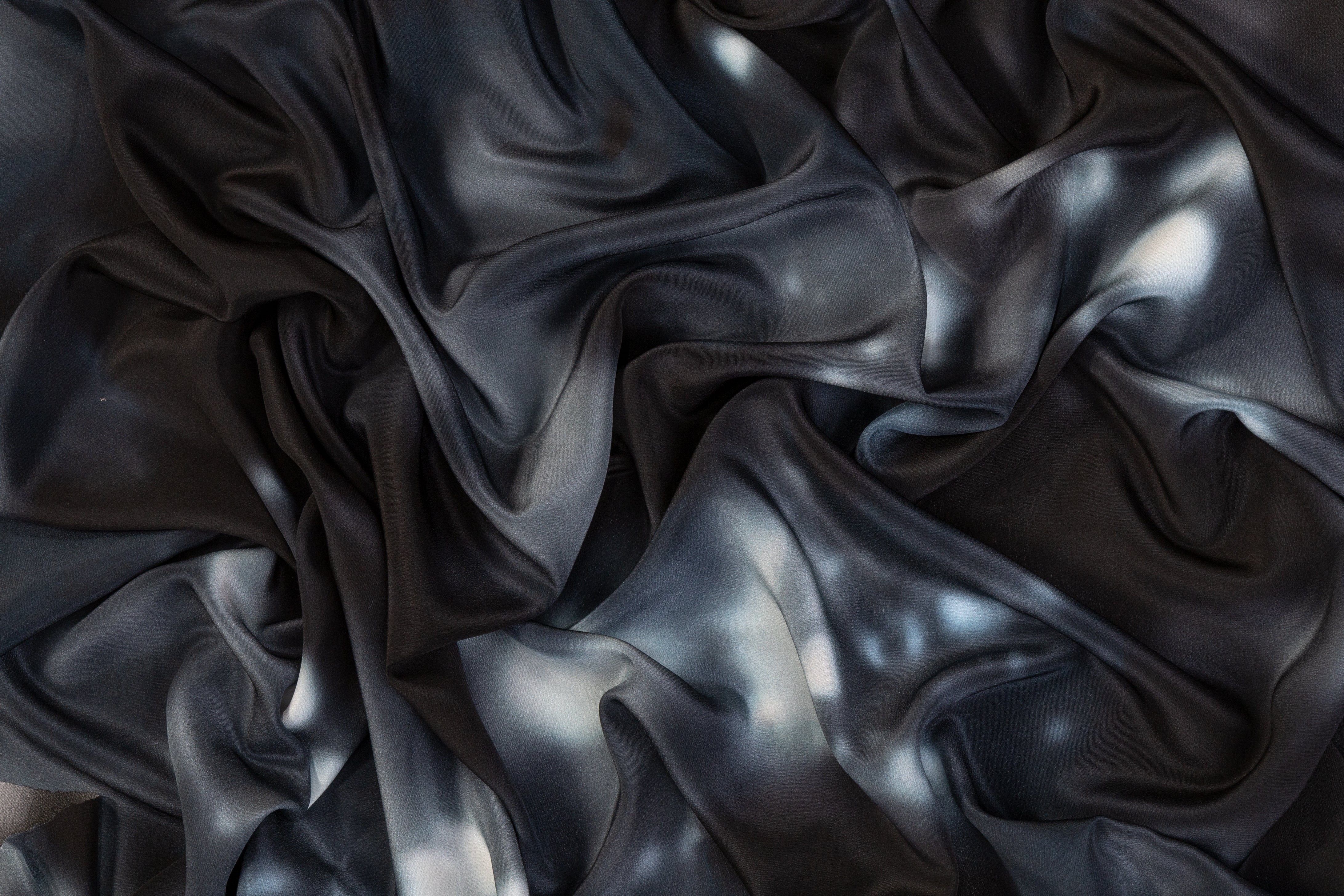 Abstract Silk Crepe De Chine - Black / Blue / White
