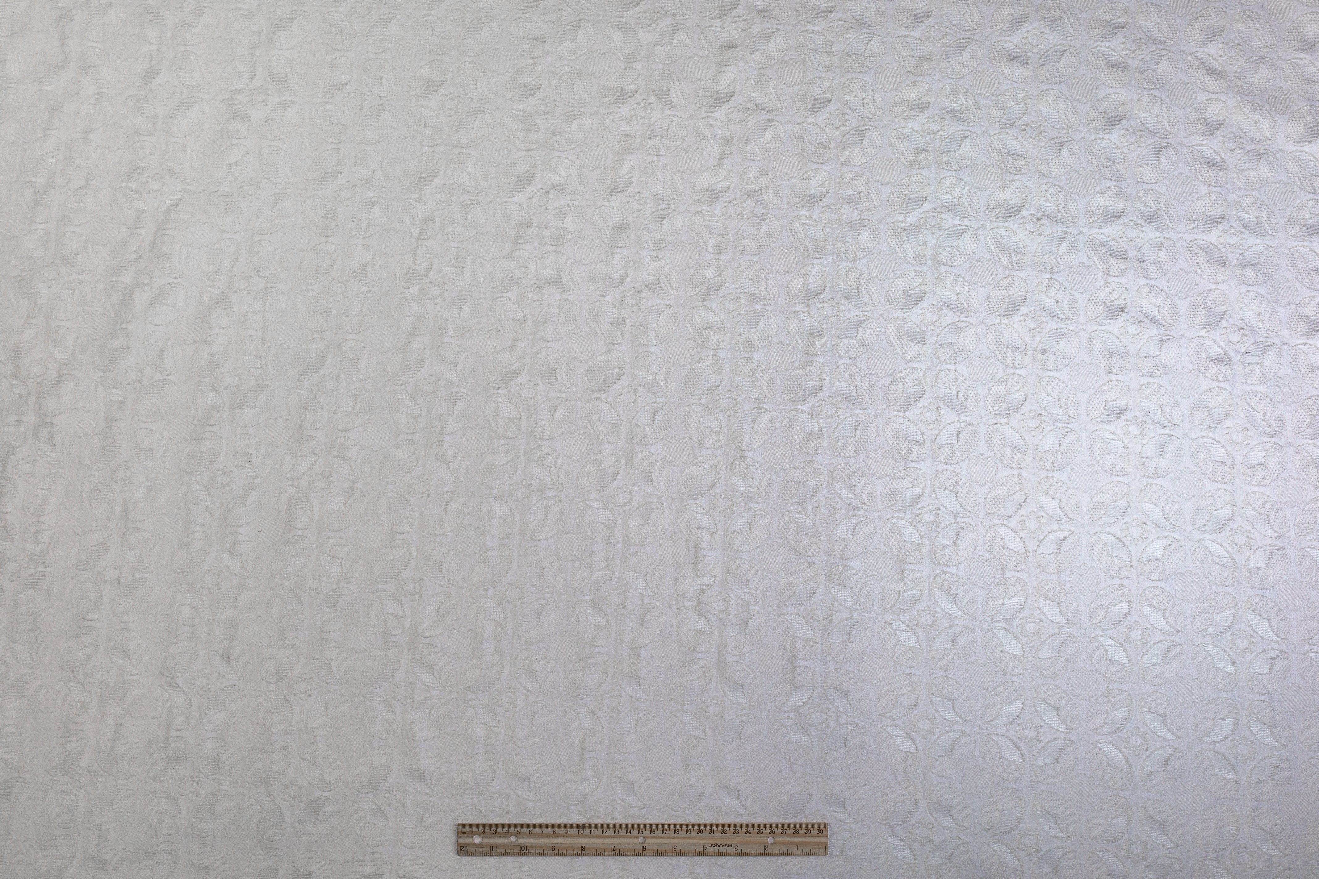 Quatrefoil Cotton Nylon Fil Coupe - White