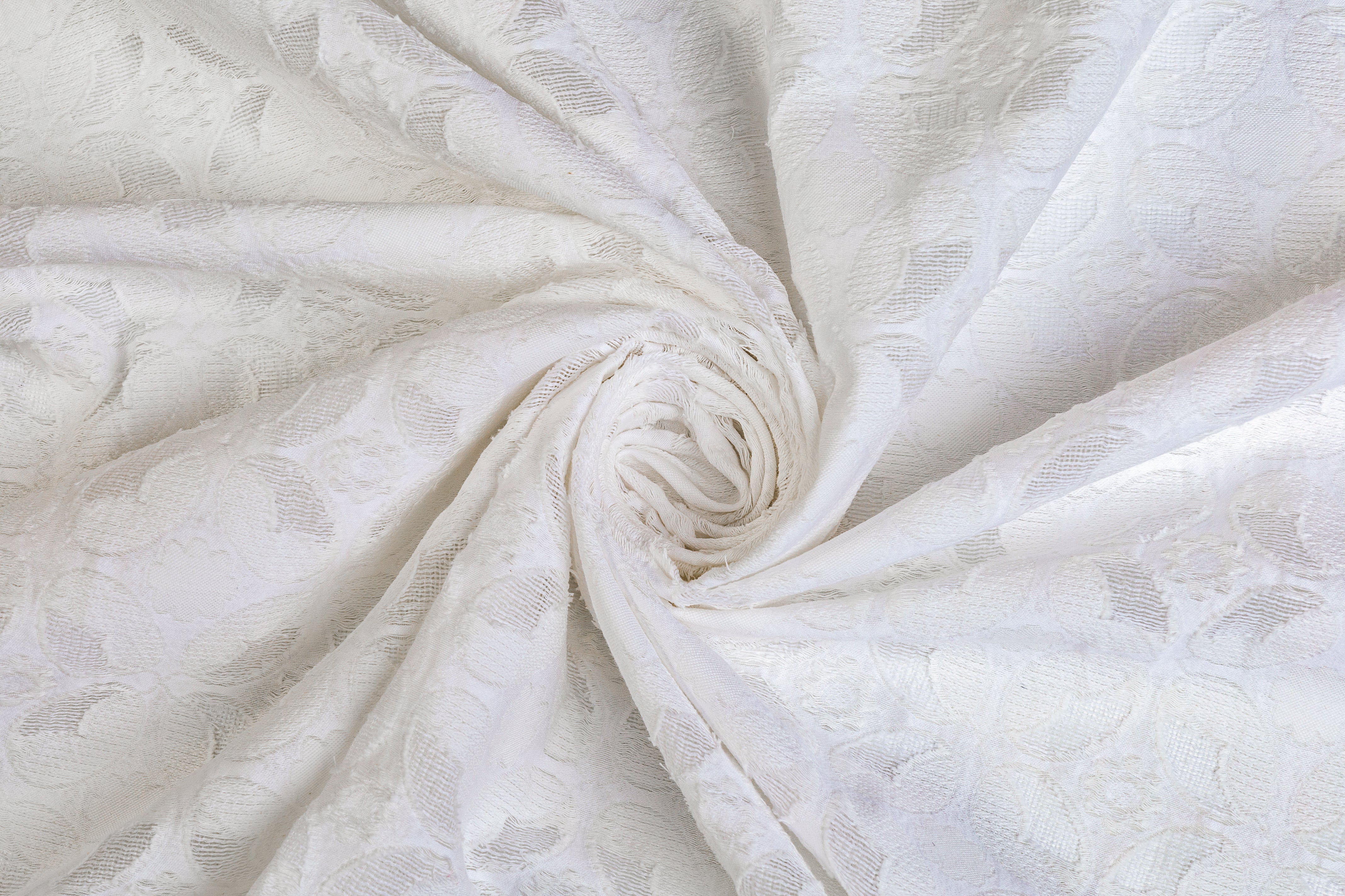 Quatrefoil Cotton Nylon Fil Coupe - White