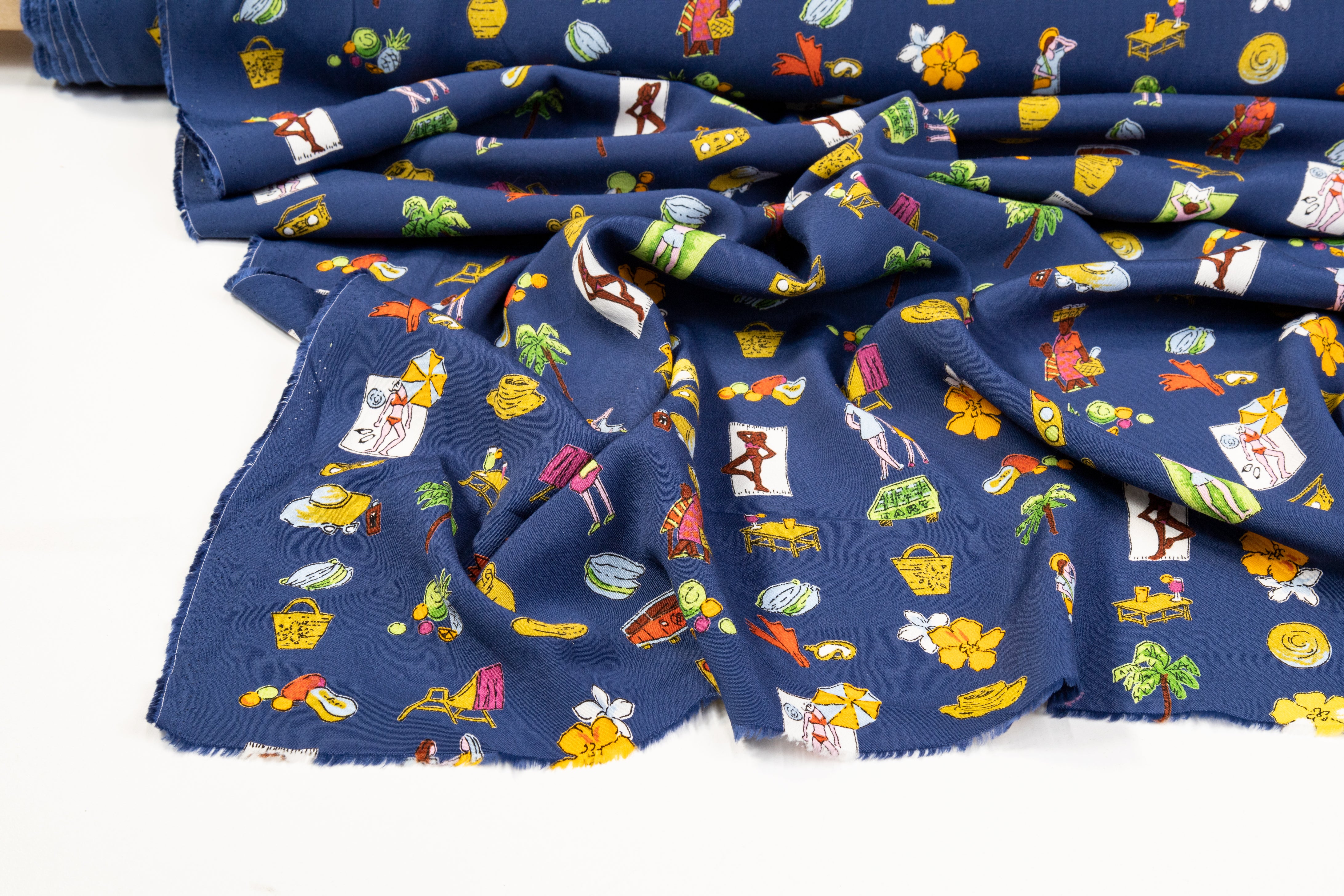 Viscose Crepe De Chine - Navy / Multicolor