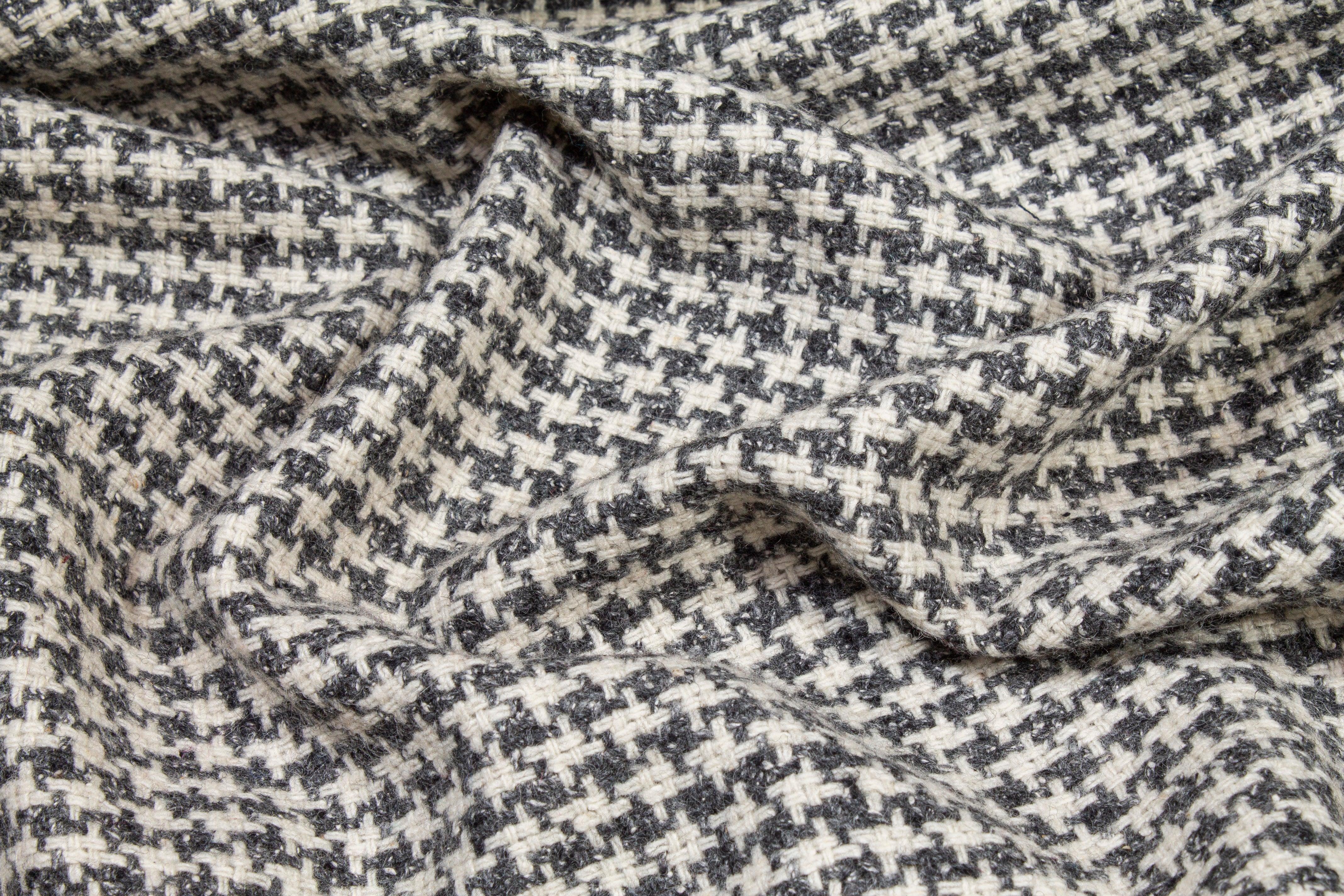 Gray and Off White Houndstooth Wool Tweed - Prime Fabrics