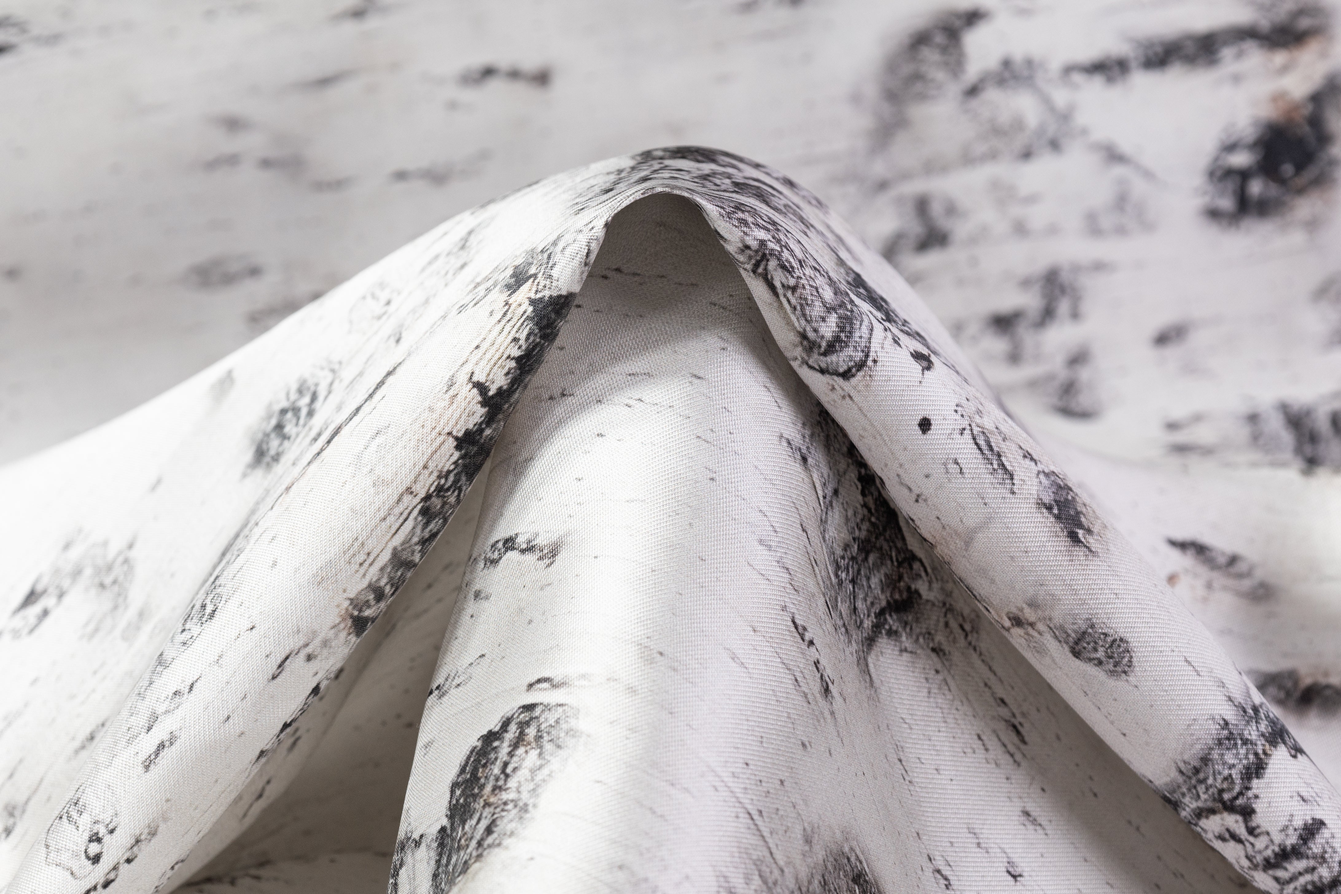 Luigi Verga - Abstract Italian Silk Mikado - Gray