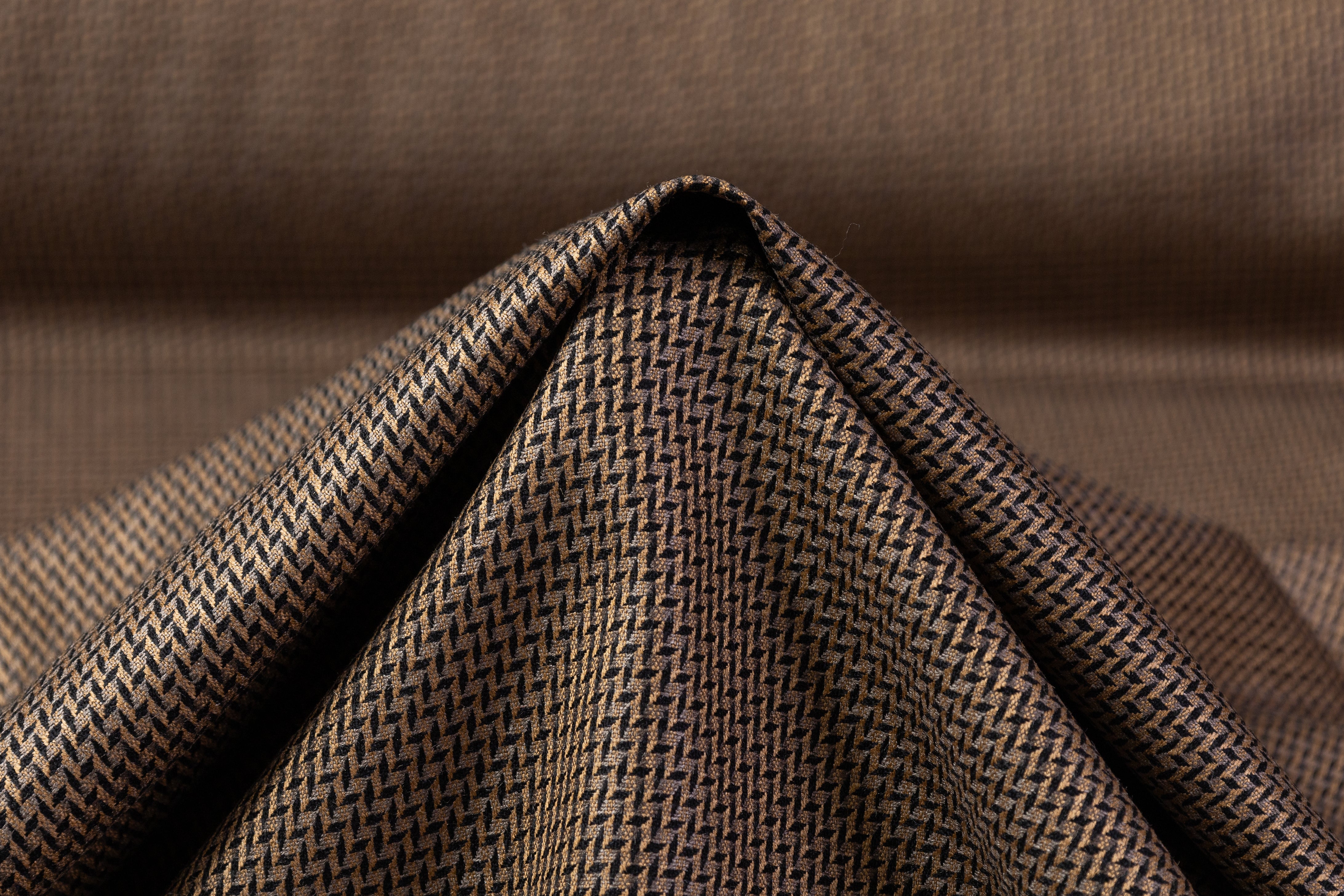 Italian Silk and Wool Suiting - Black / Brown