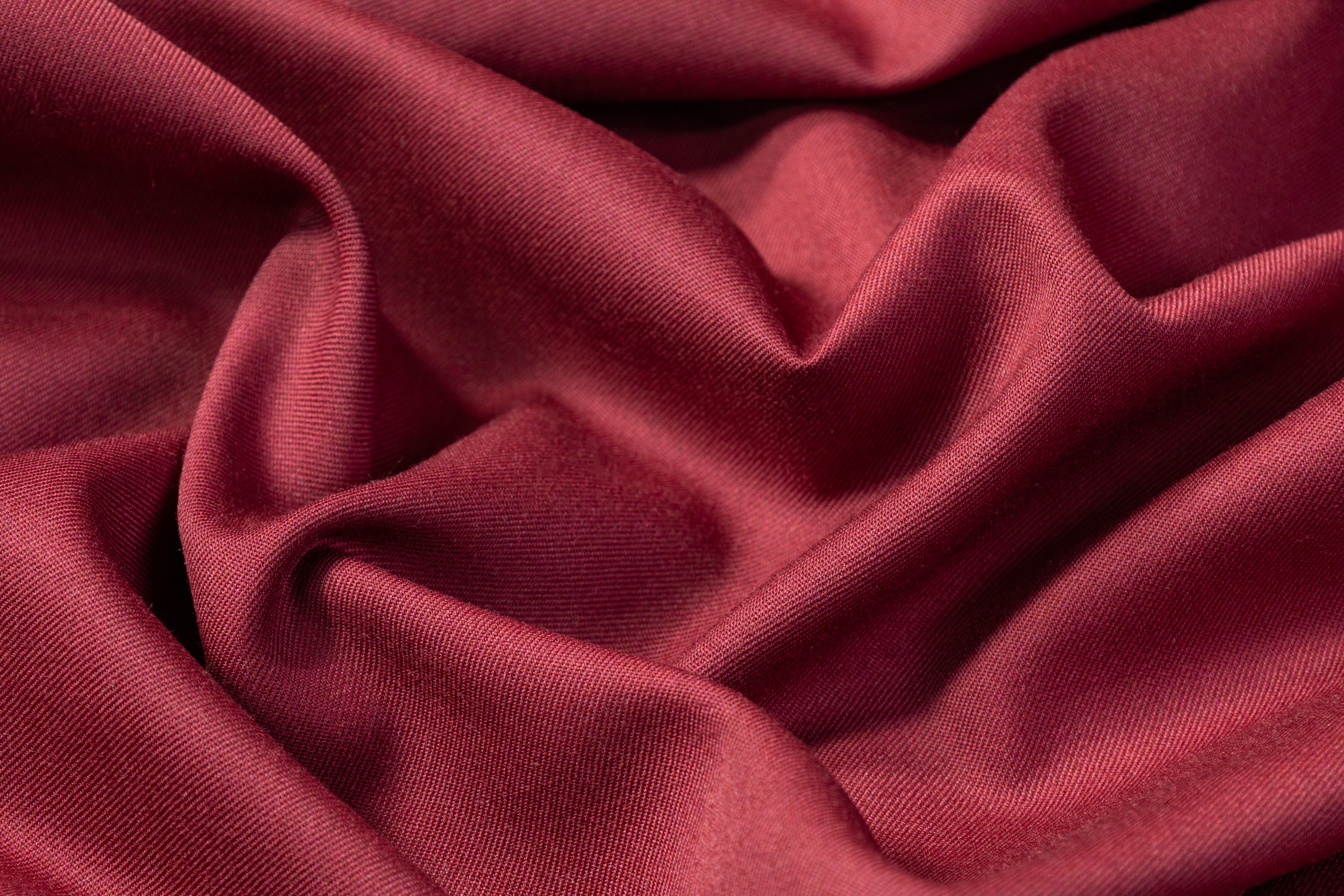 Ferla - Italian Wool Blend Twill Suiting - Burgundy
