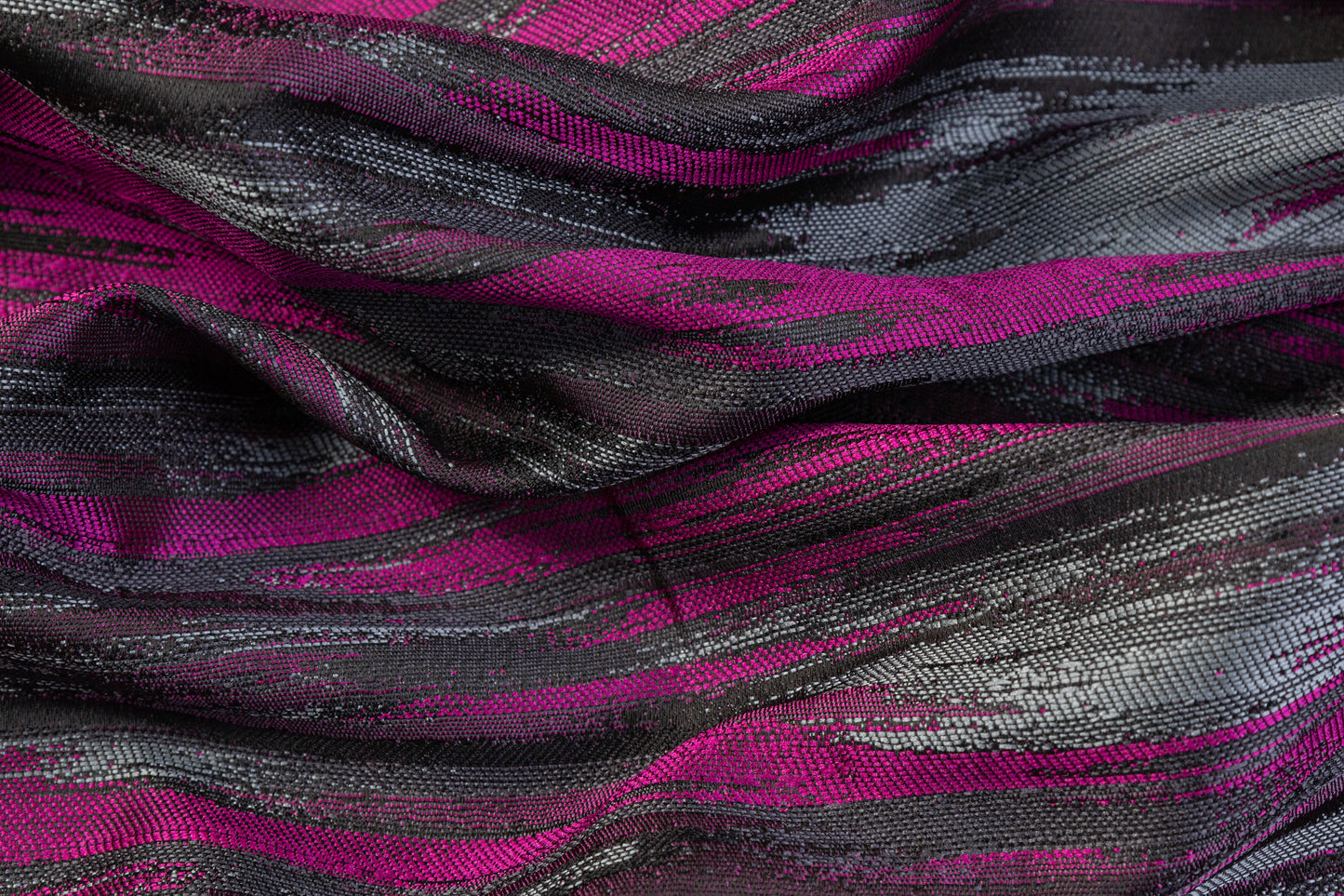 Streak Brocade - Fuchsia / Gray