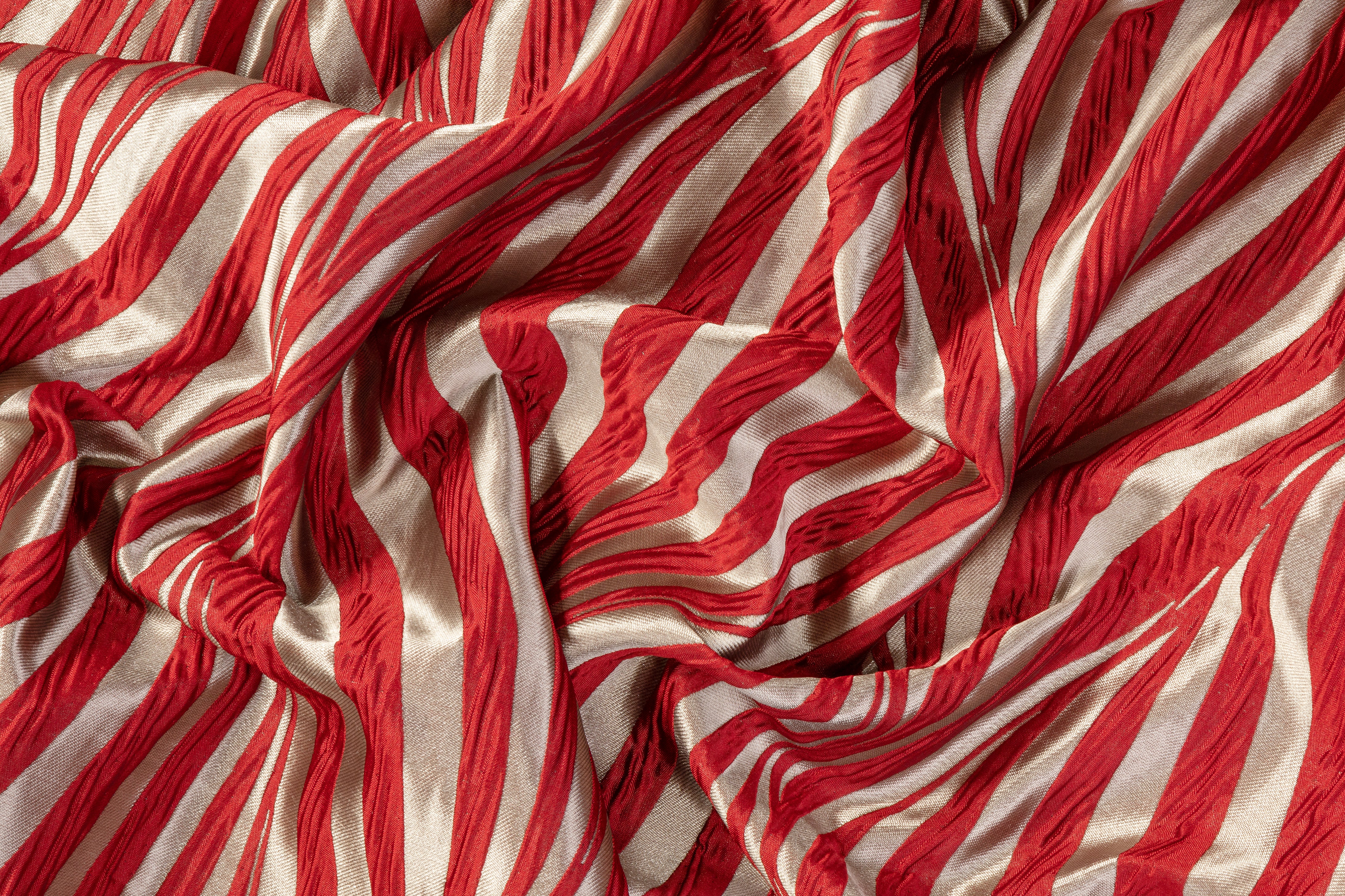Crushed Metallic Brocade - Maroon
