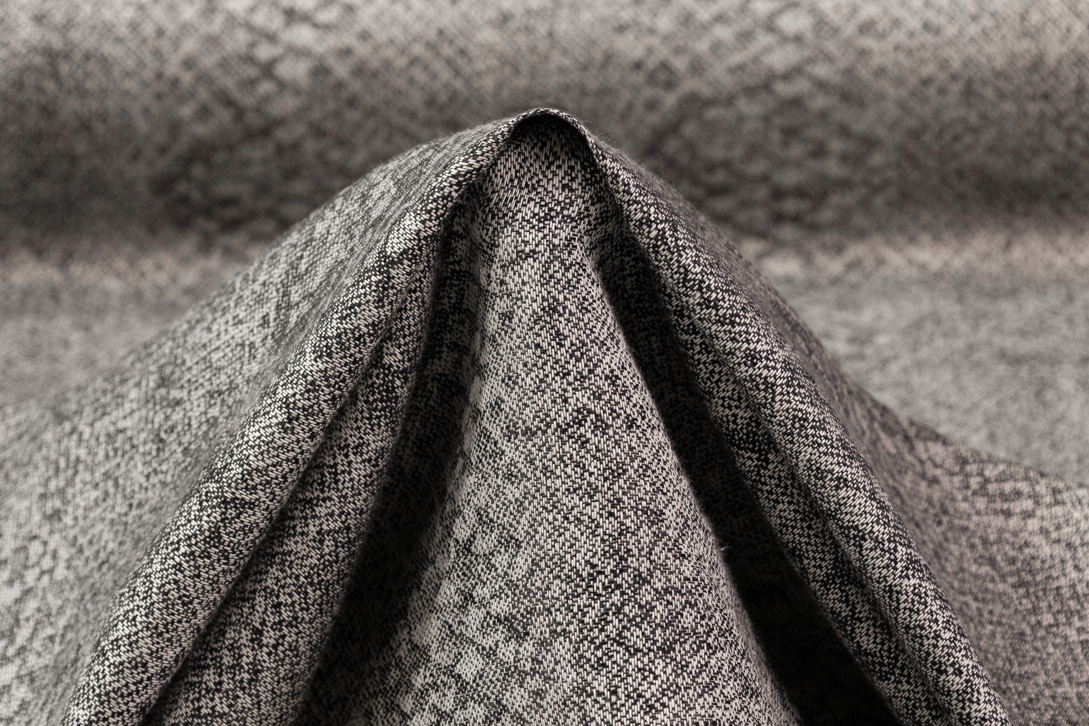 Cotton Viscose Snake Skin Jacquard - Gray