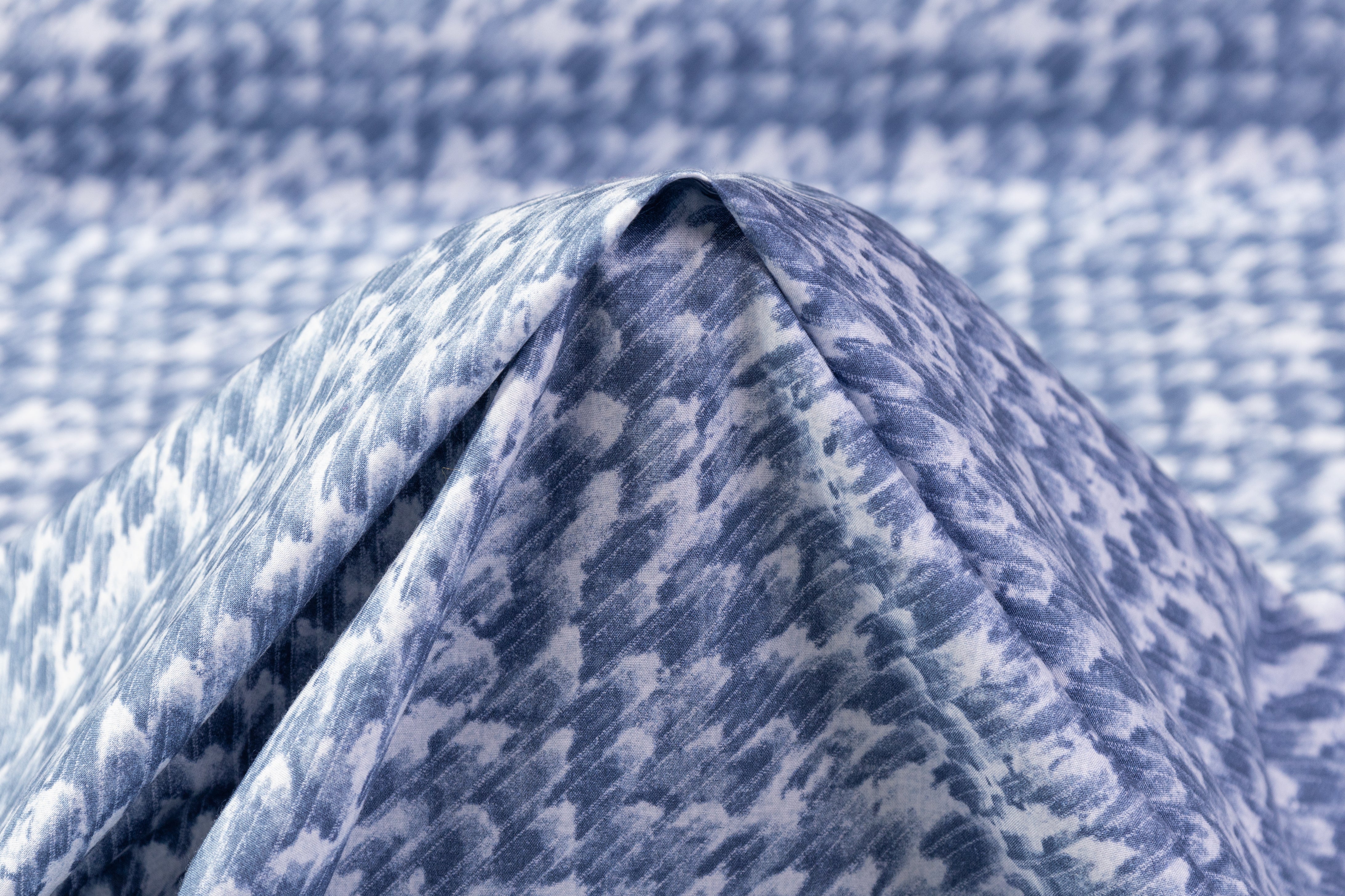 Abstract Italian Cotton Shirting - Blue / White