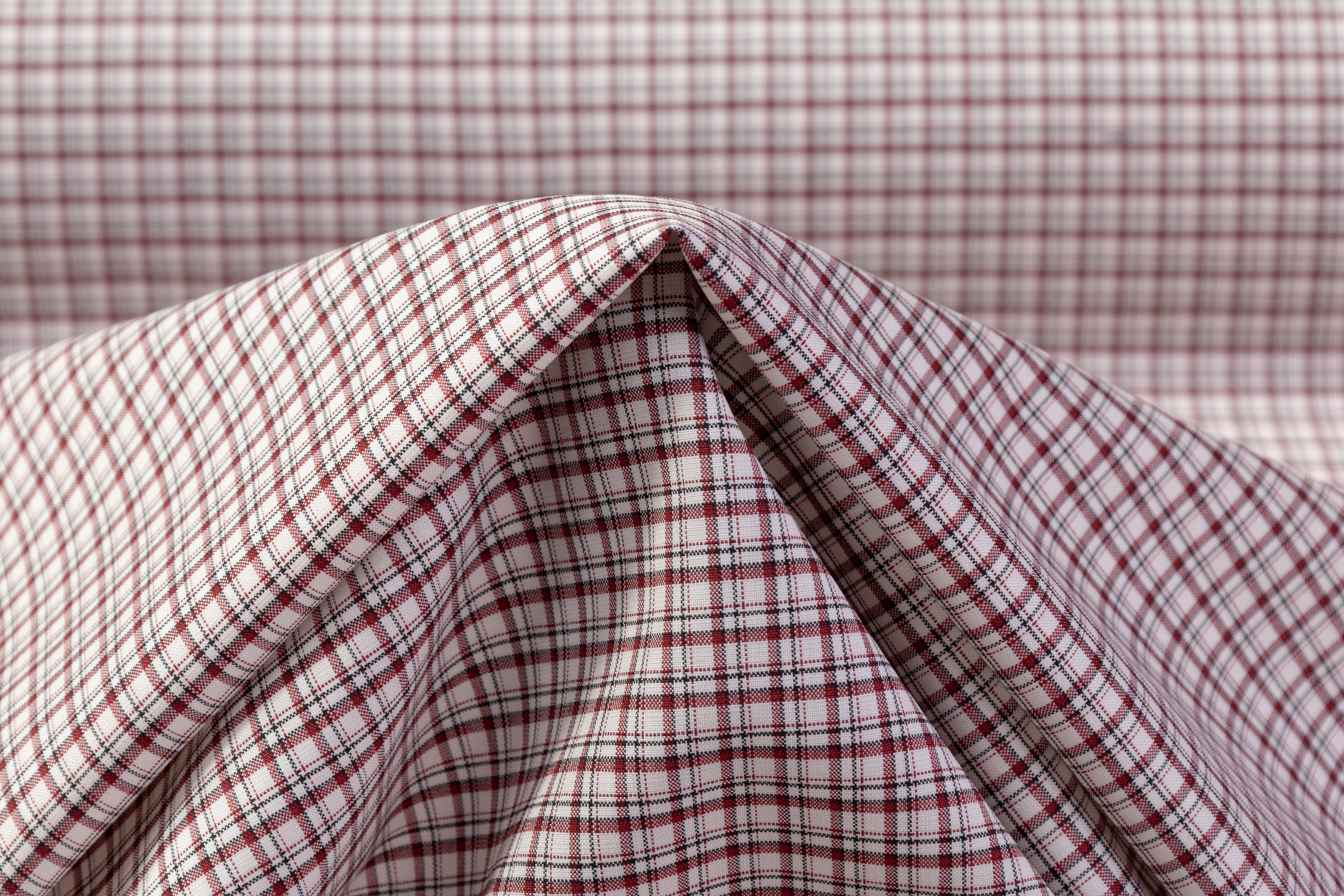 Tallia di Delfino - Checked Italian Wool Suiting - Red / Off White