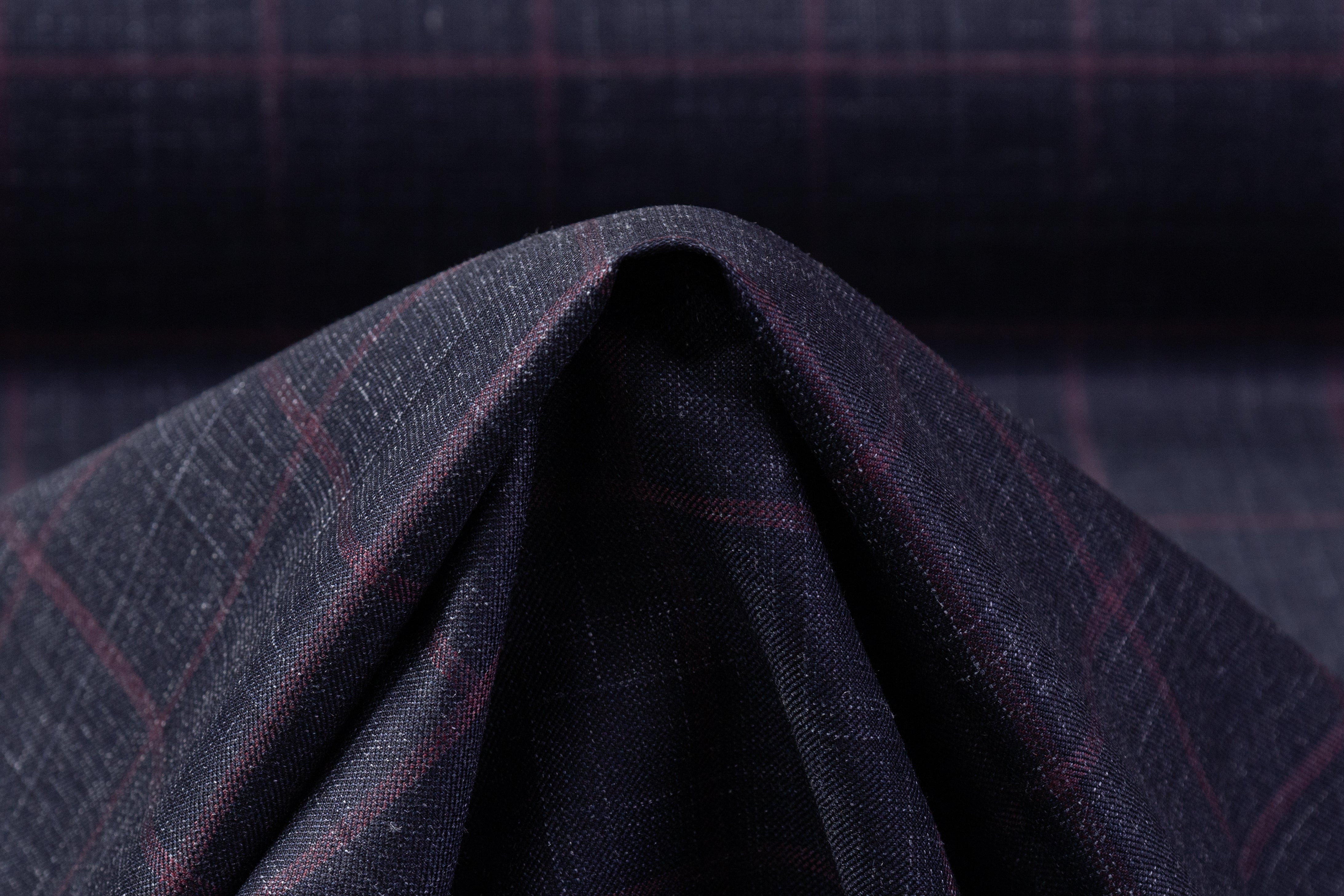 Checked Italian Wool Suiting - Navy / Plum
