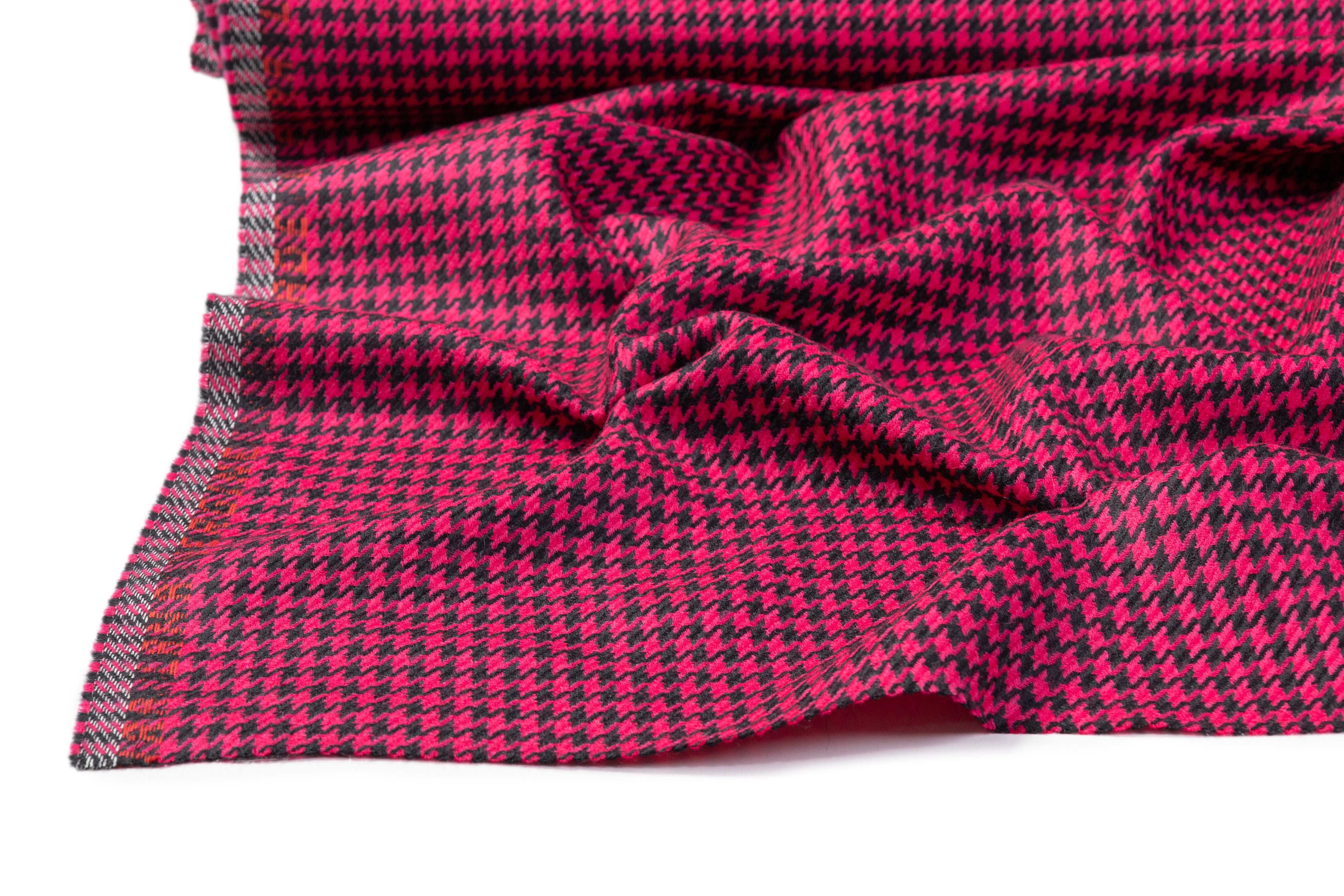 Houndstooth Italian Wool Suiting - Raspberry / Black