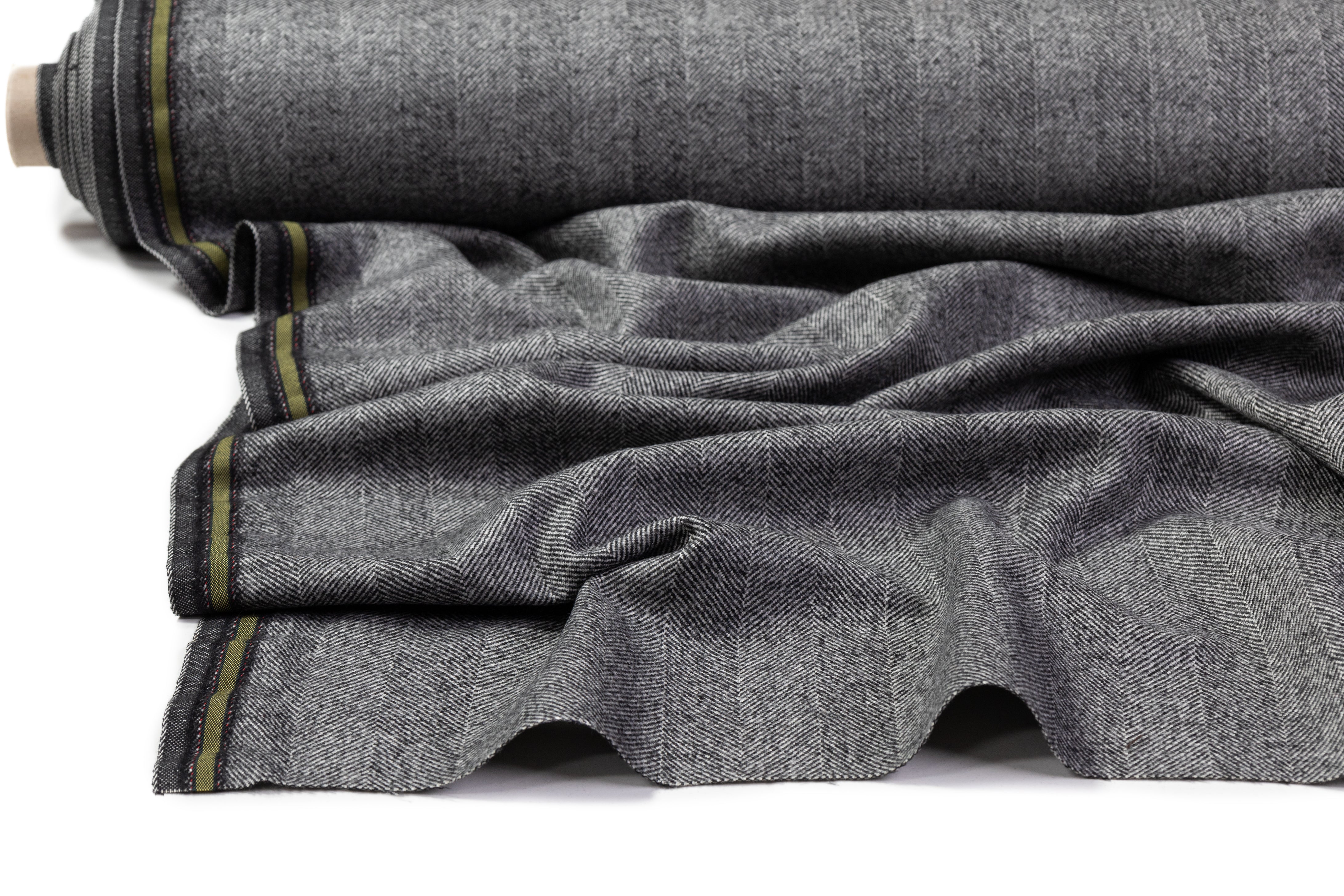 Loro Piana - Herringbone Italian Wool Suiting - Charcoal Gray