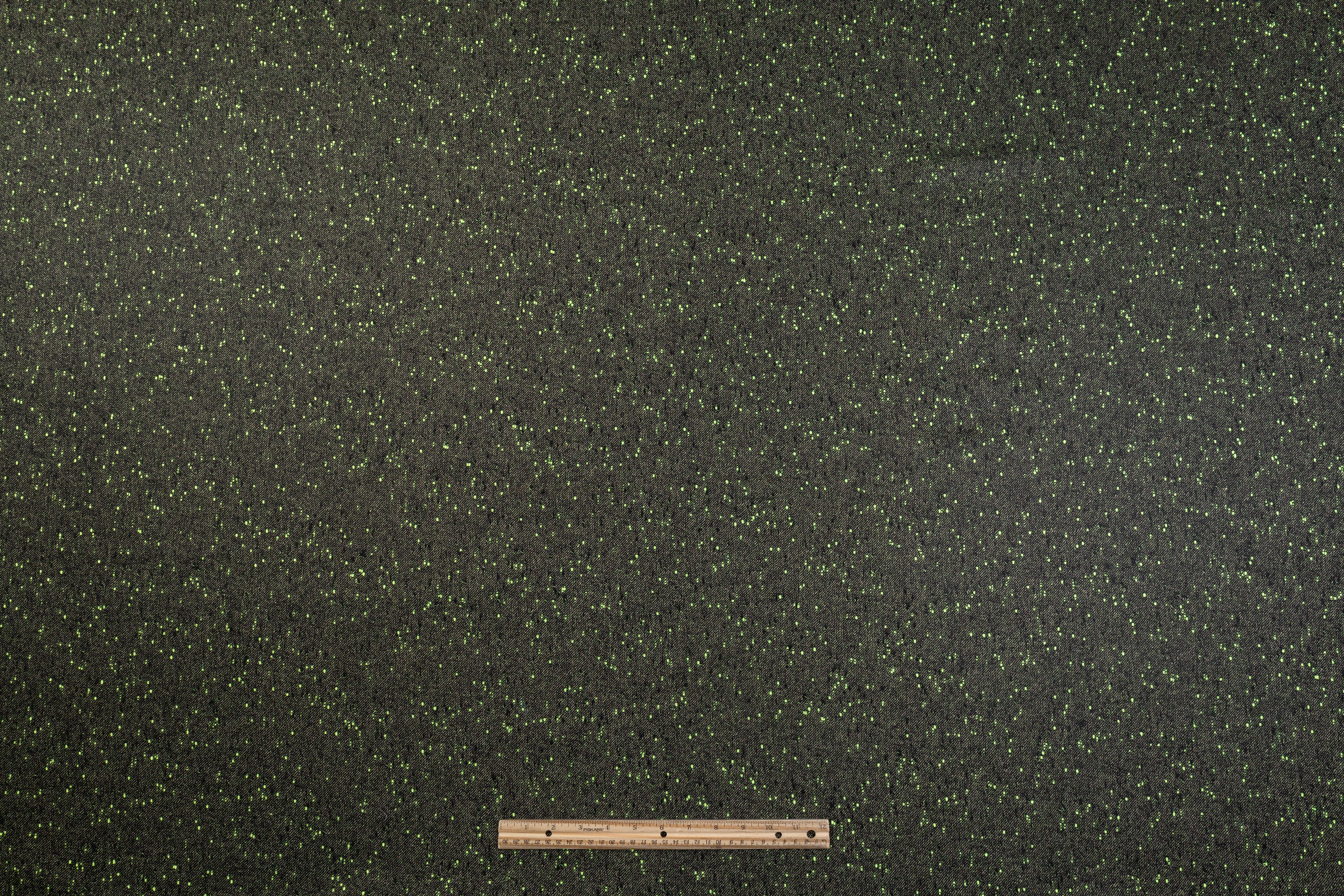 Speckled Italian Wool Blend - Green / Black