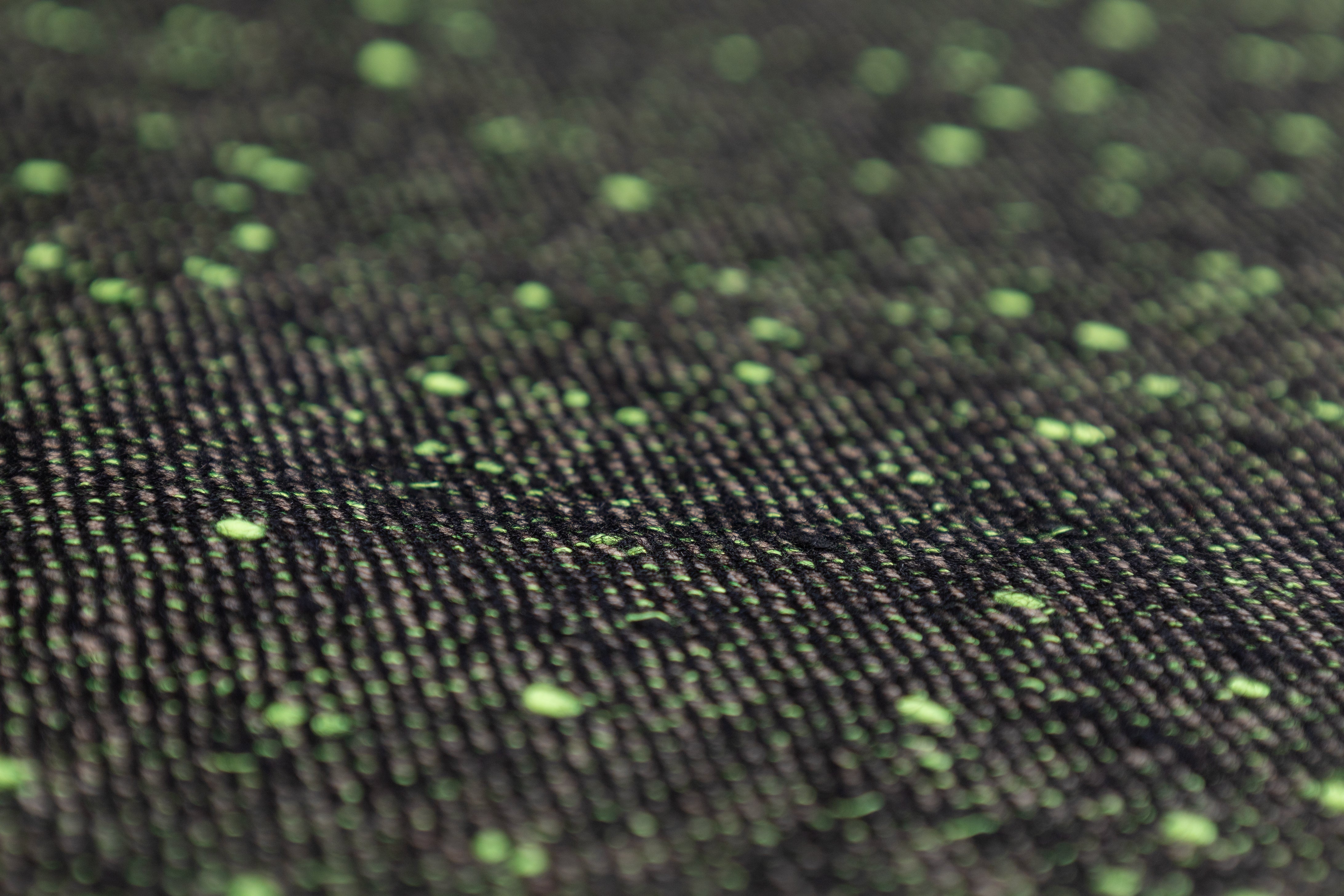 Speckled Italian Wool Blend - Green / Black