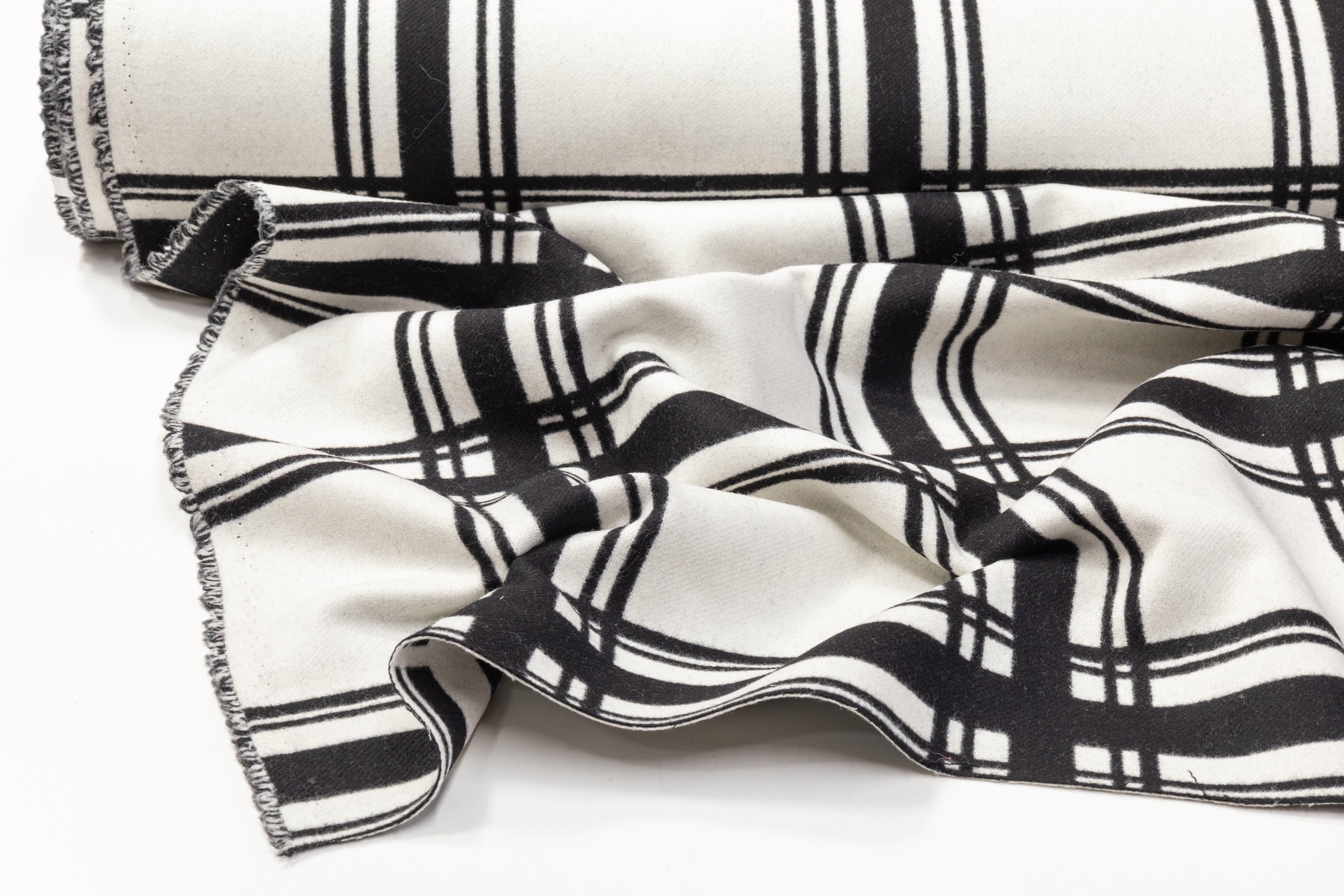 Ralph Lauren - Double Faced Italian Wool Coating - Black / White