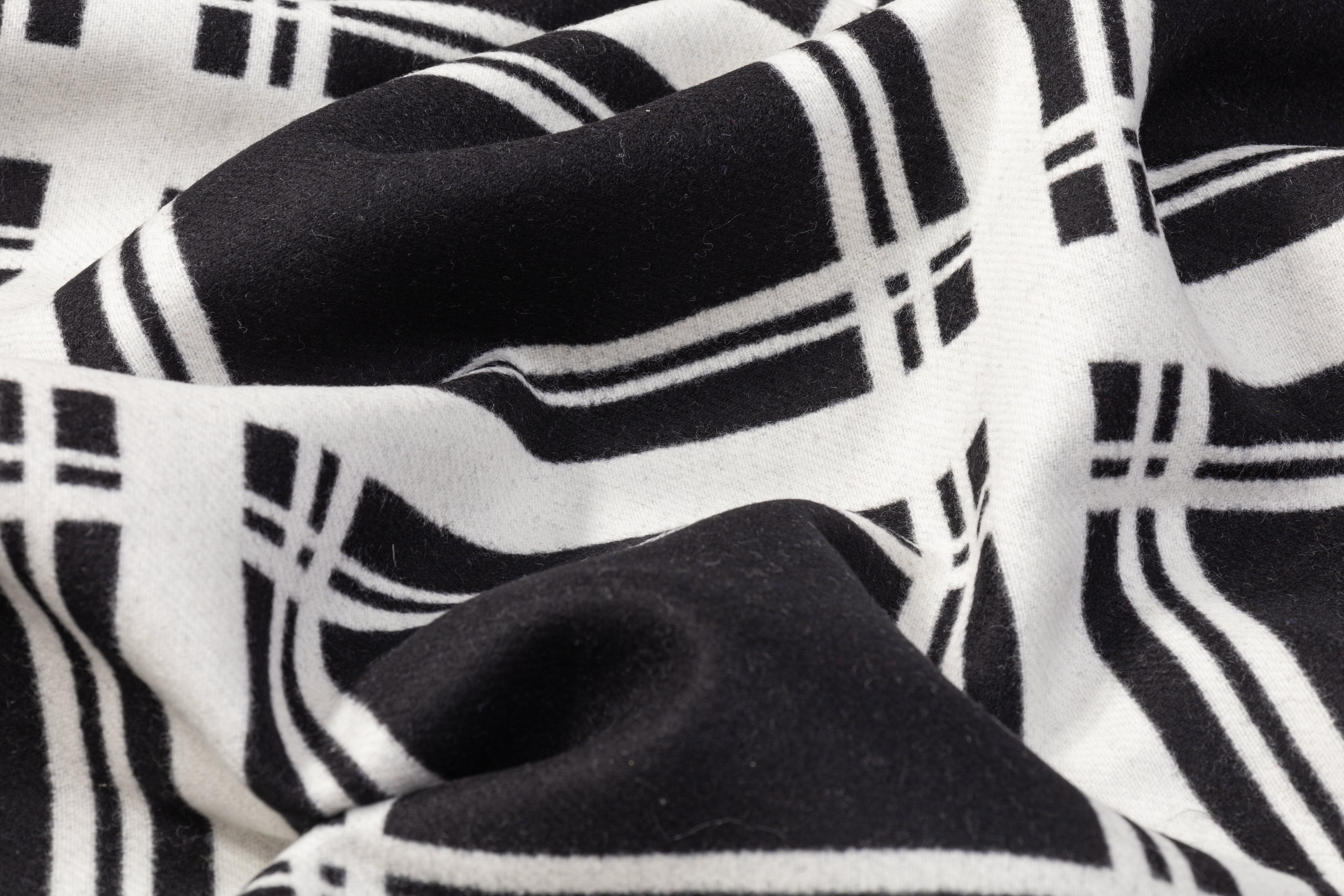 Ralph Lauren - Double Faced Italian Wool Coating - Black / White