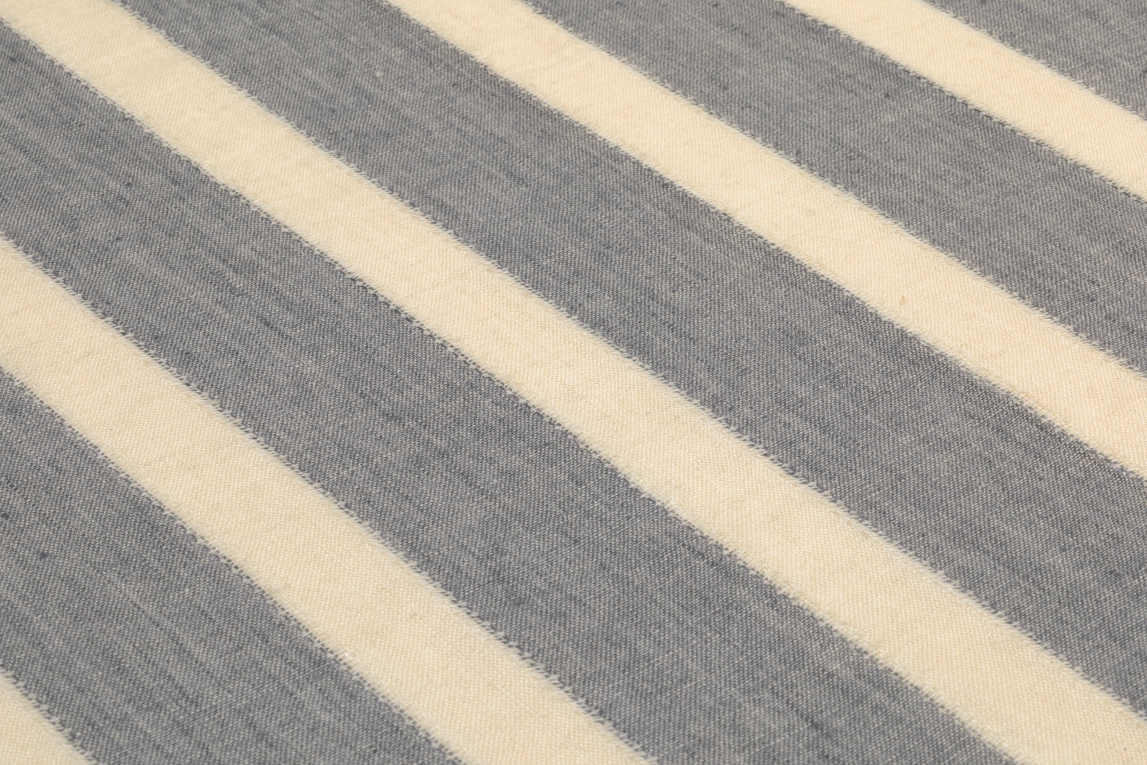 Striped Linen - Ivory / Gray