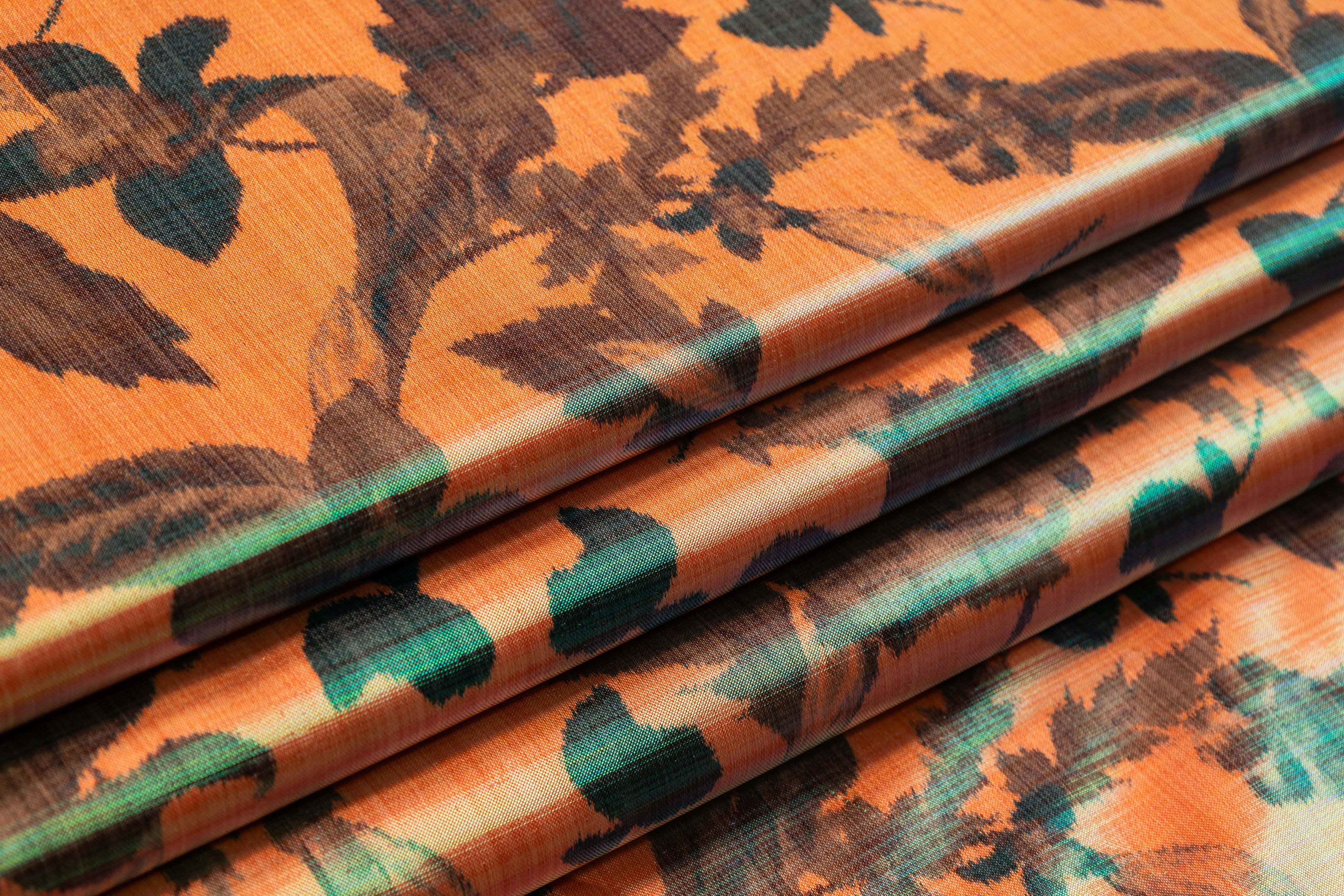 Floral Iridescent Metallic Italian Chiné - Peach / Green