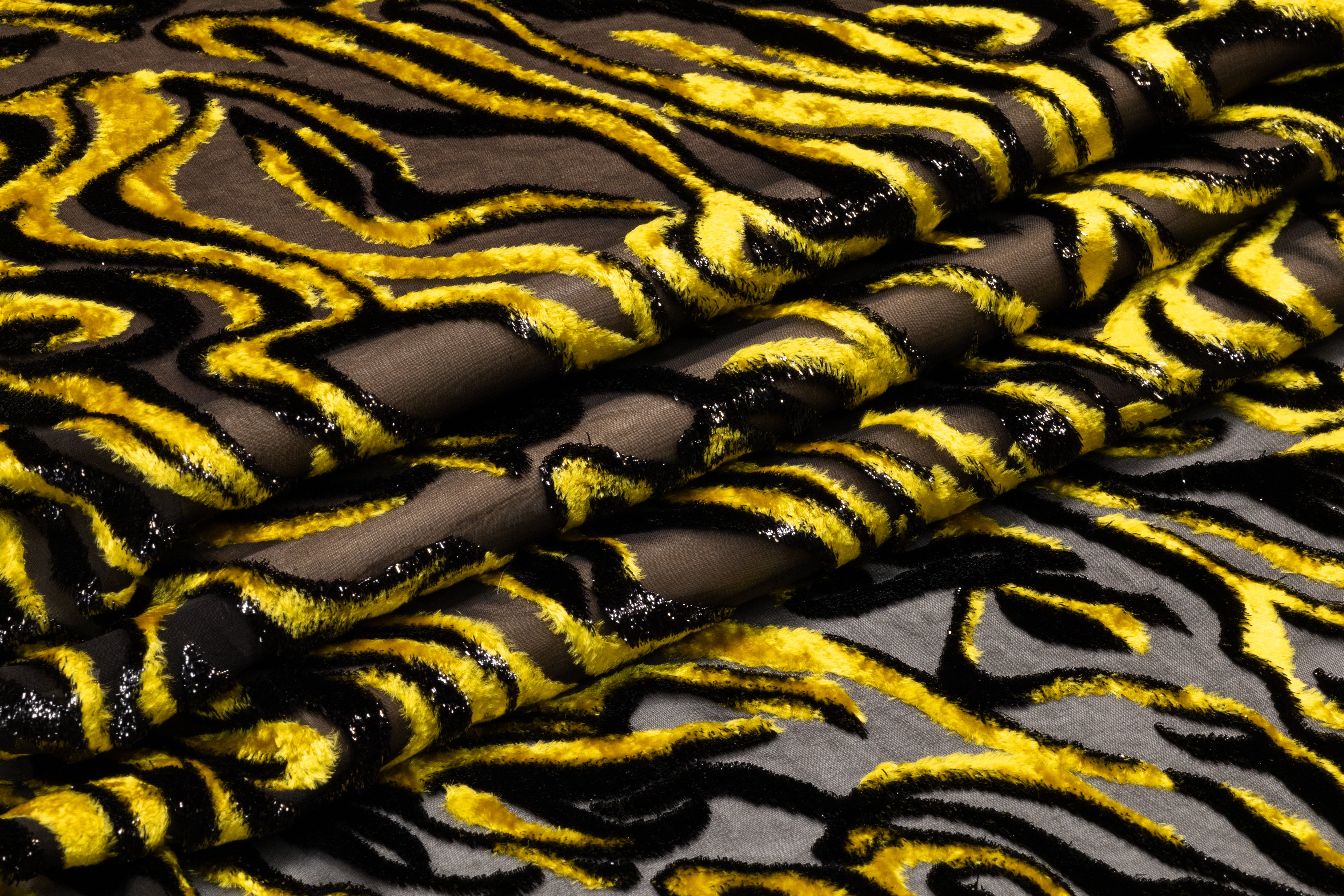 Abstract Italian Metallic Silk Viscose Velvet Fil Coupé - Black / Yellow