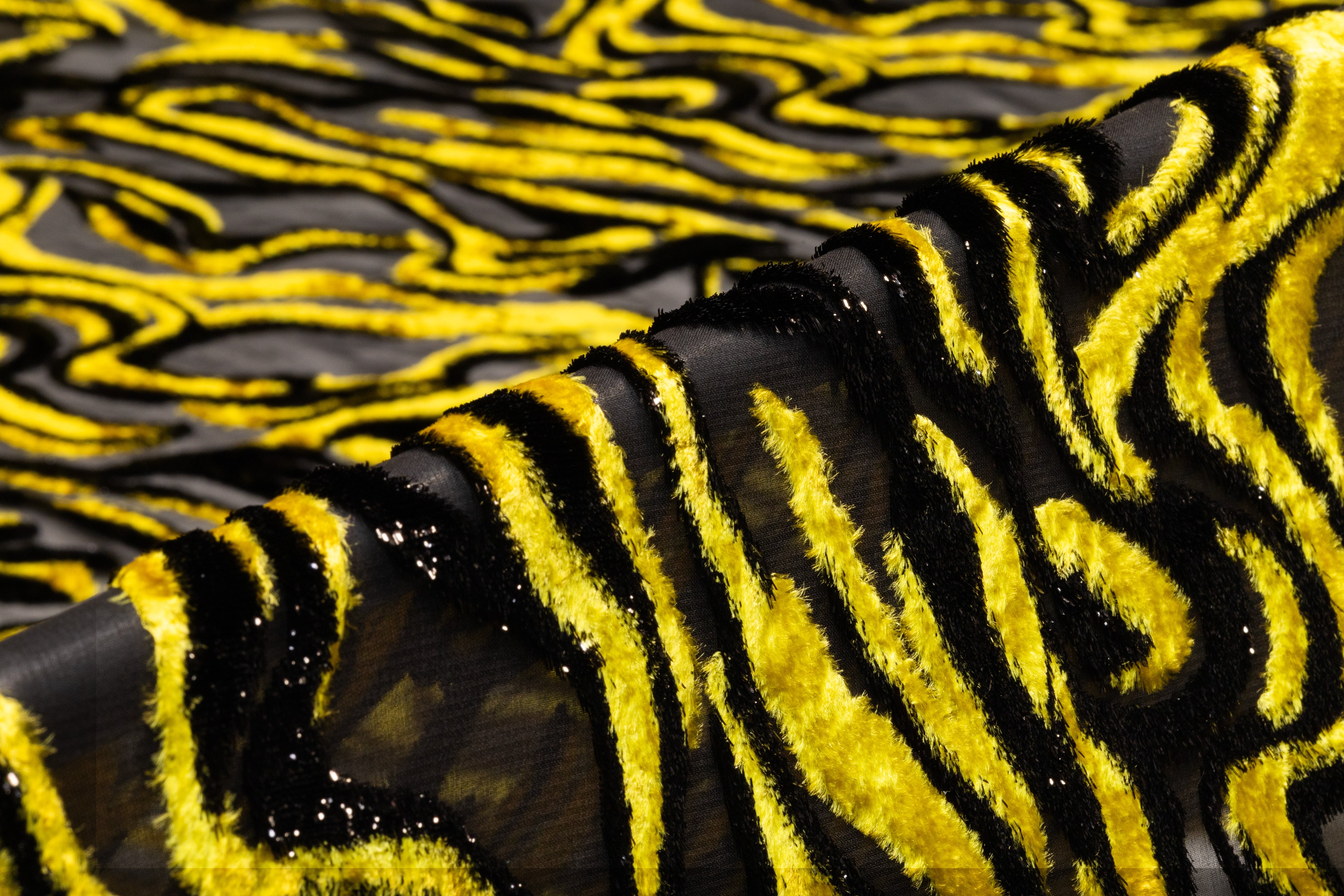 Abstract Italian Metallic Silk Viscose Velvet Fil Coupé - Black / Yellow