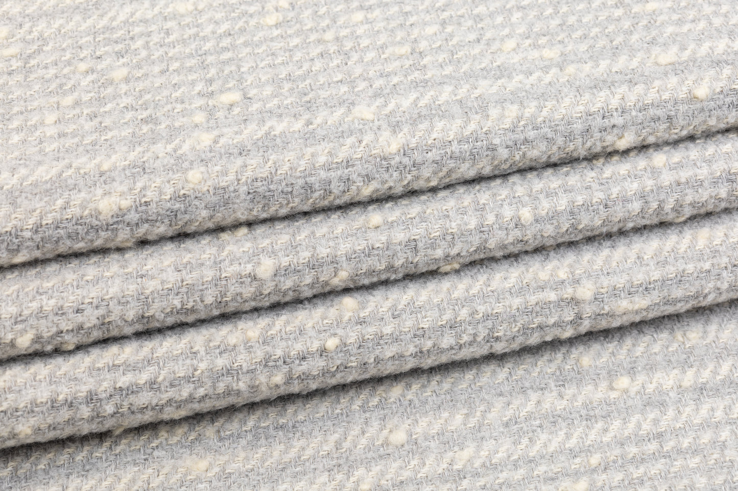 Wool Blend Tweed Boucle - Gray / Ivory
